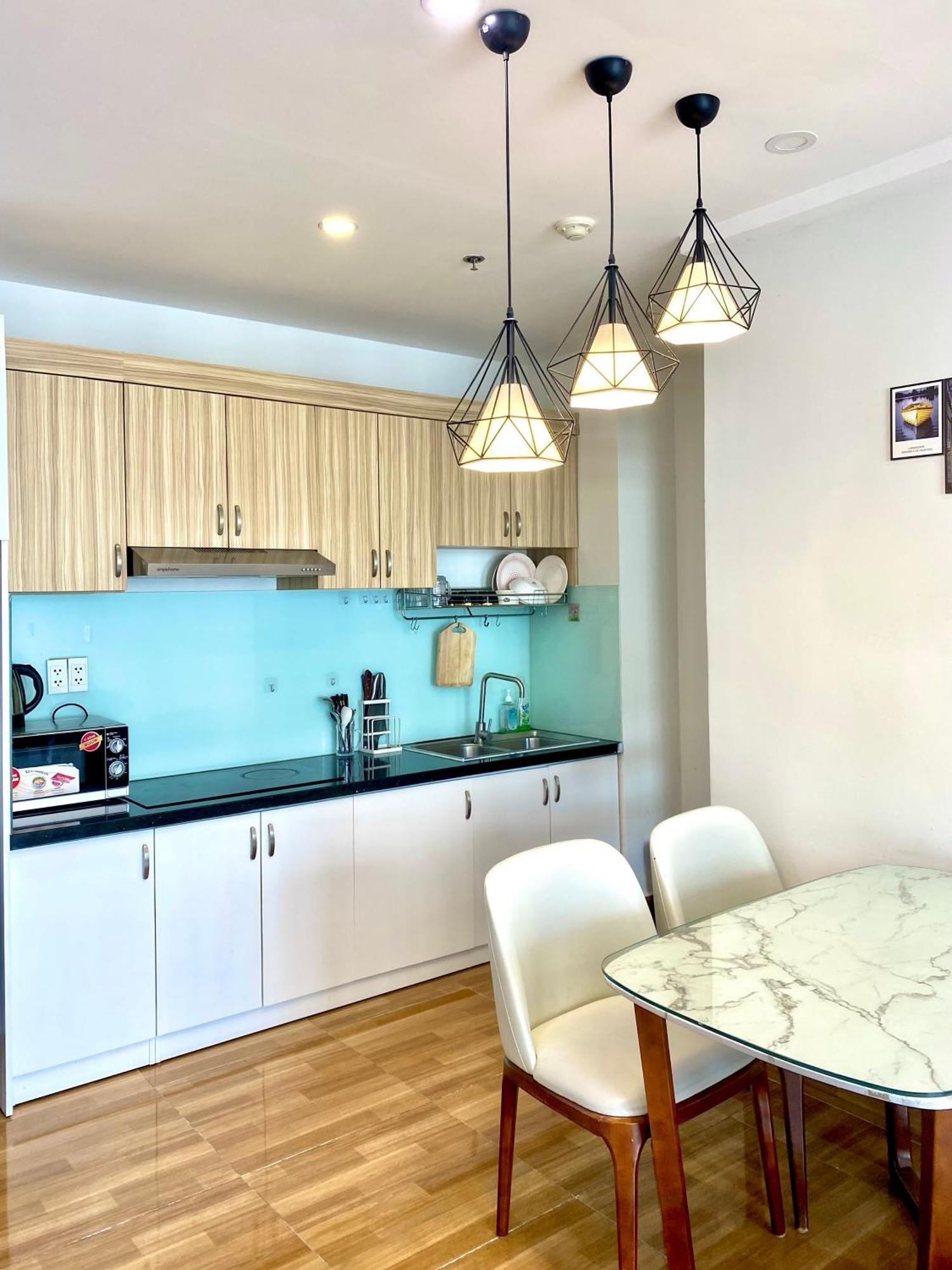 Monday Premium Aparts - Highclass Building And Spot Ho Chi Minh City
