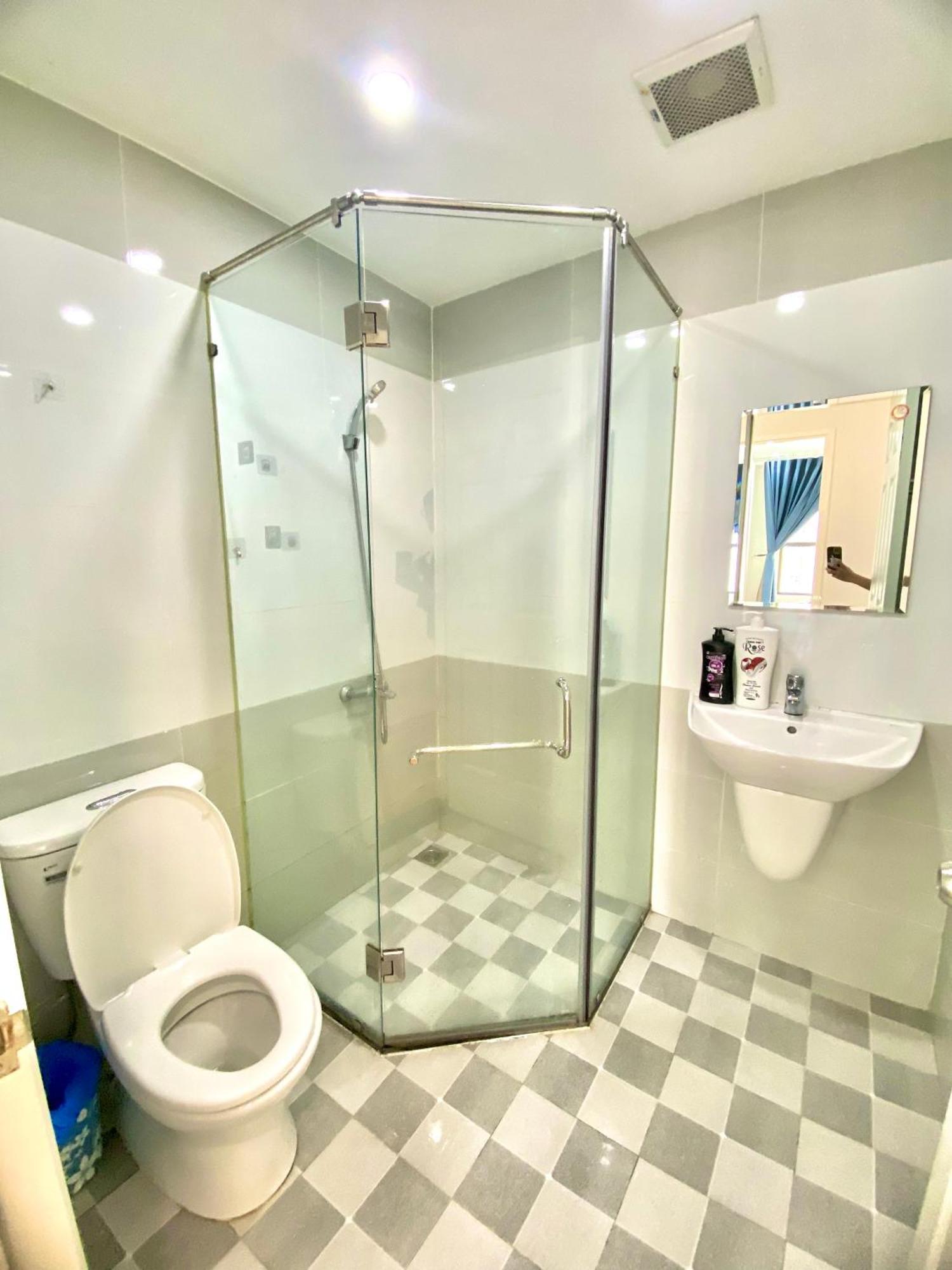 Monday Premium Aparts - Highclass Building And Spot * Ho Chi Minh City