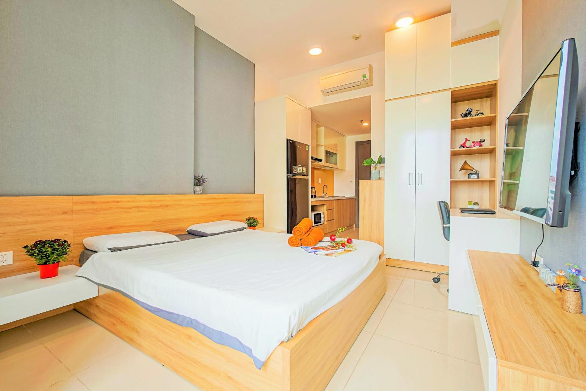 Monday Premium Aparts - Highclass Building And Spot Ho Chi Minh City