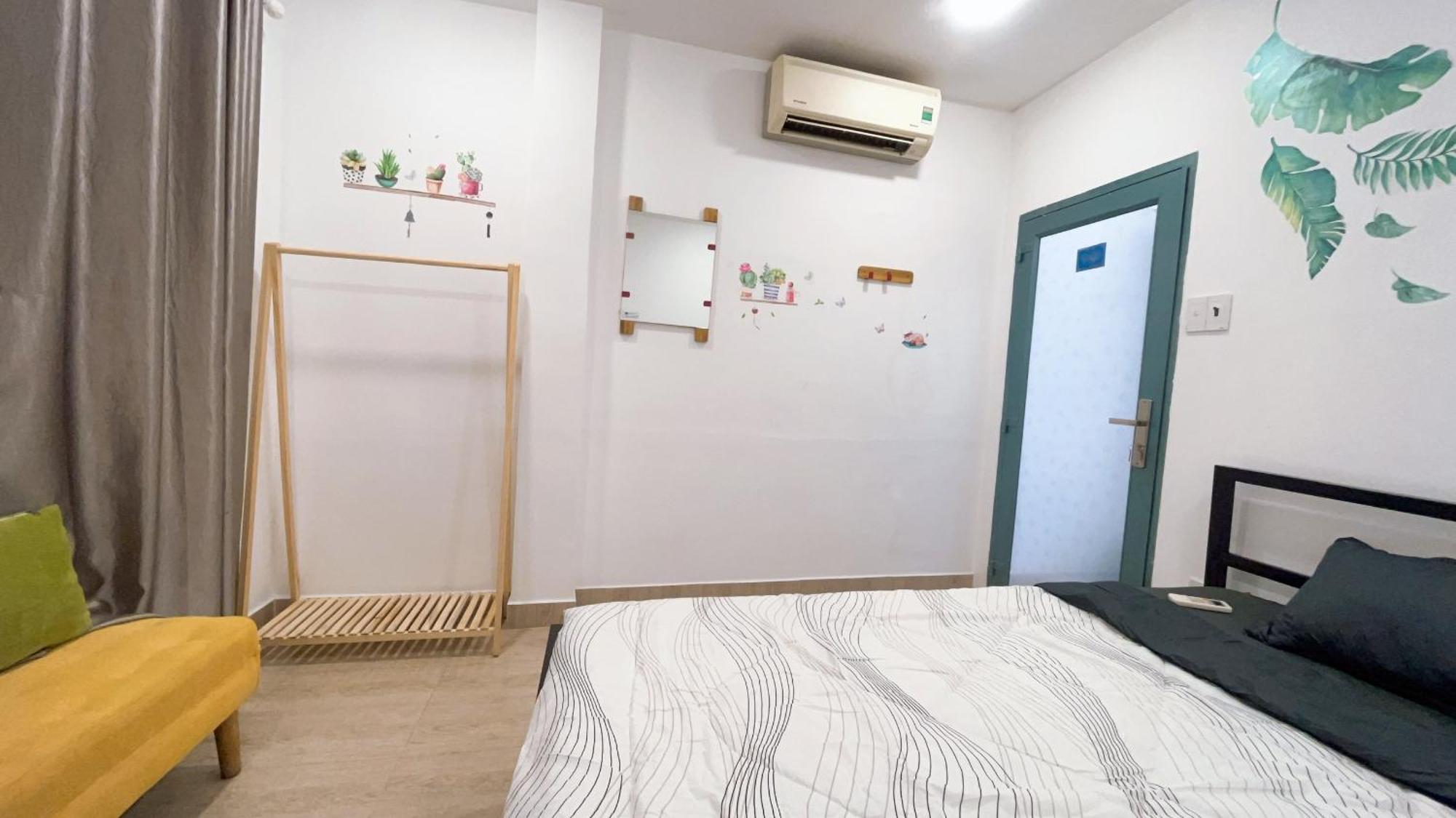 Joy Capsule hotel *