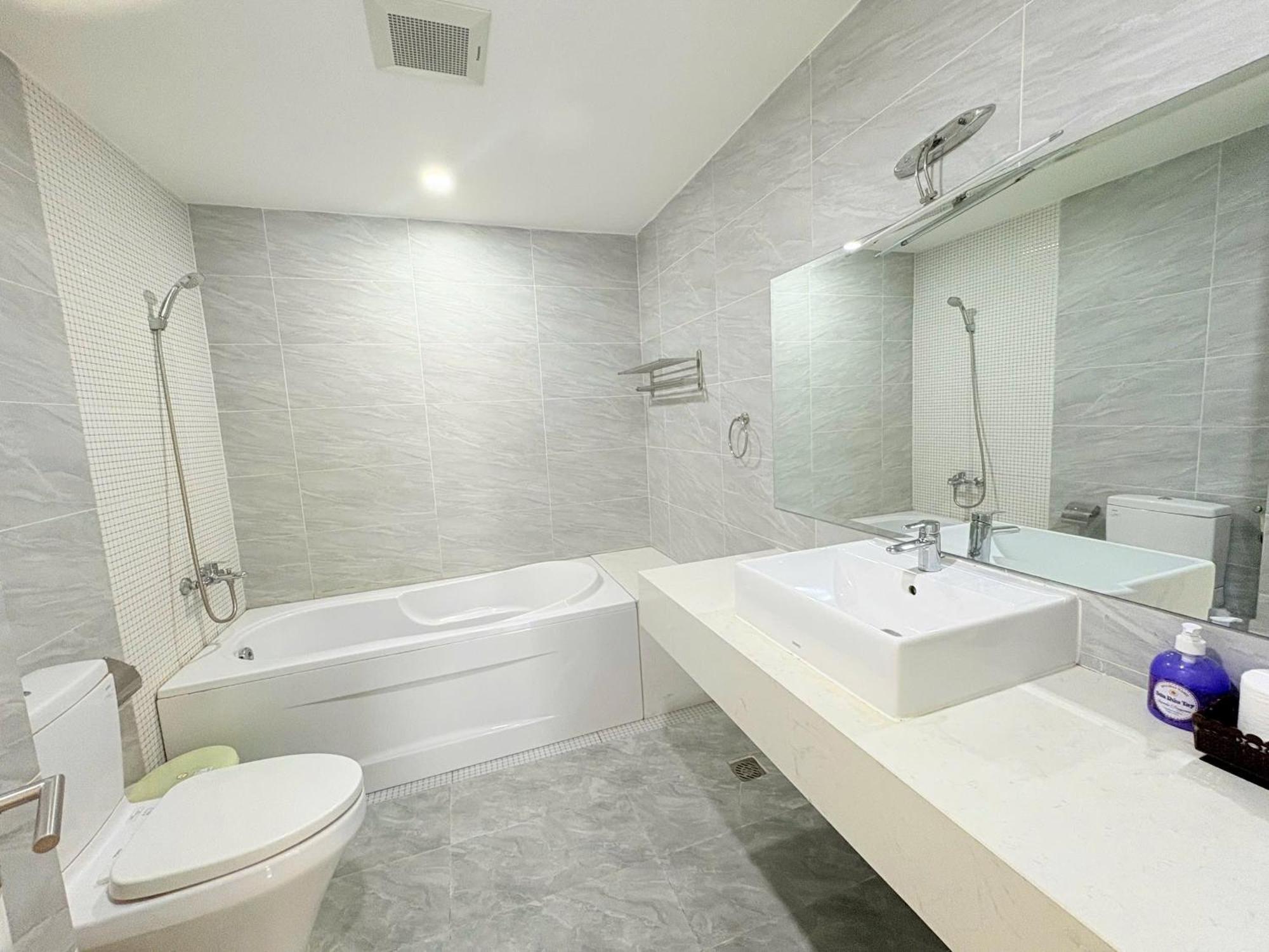 Vinh Secc Saigon Q7 Apartment