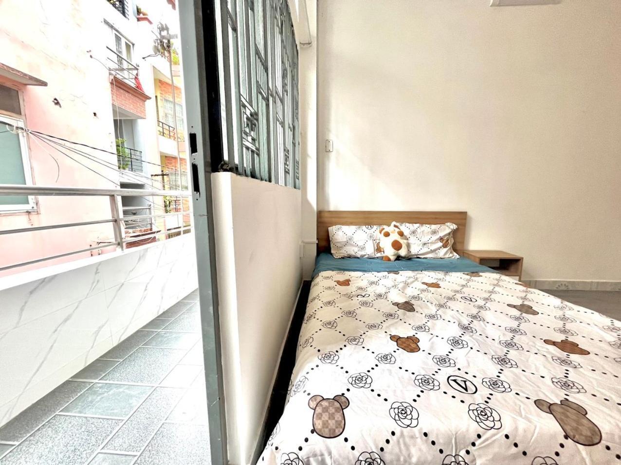 Minh House Homestay *