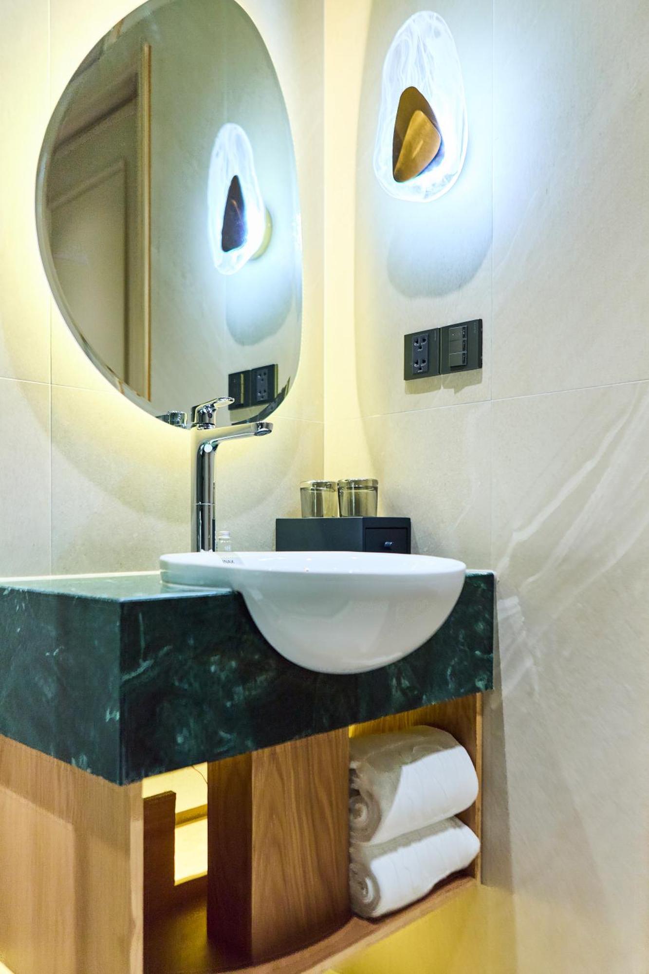 Kin Ly Tu Trong Hotel Ho Chi Minh City