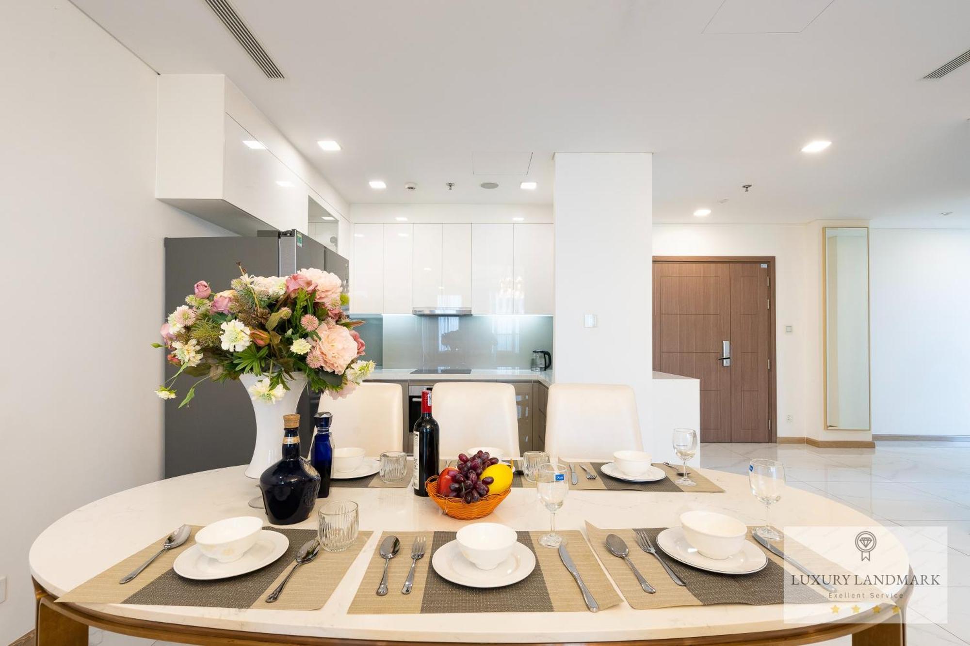 Celeste Landmark 81 Riverview * Bandar Ho Chi Minh