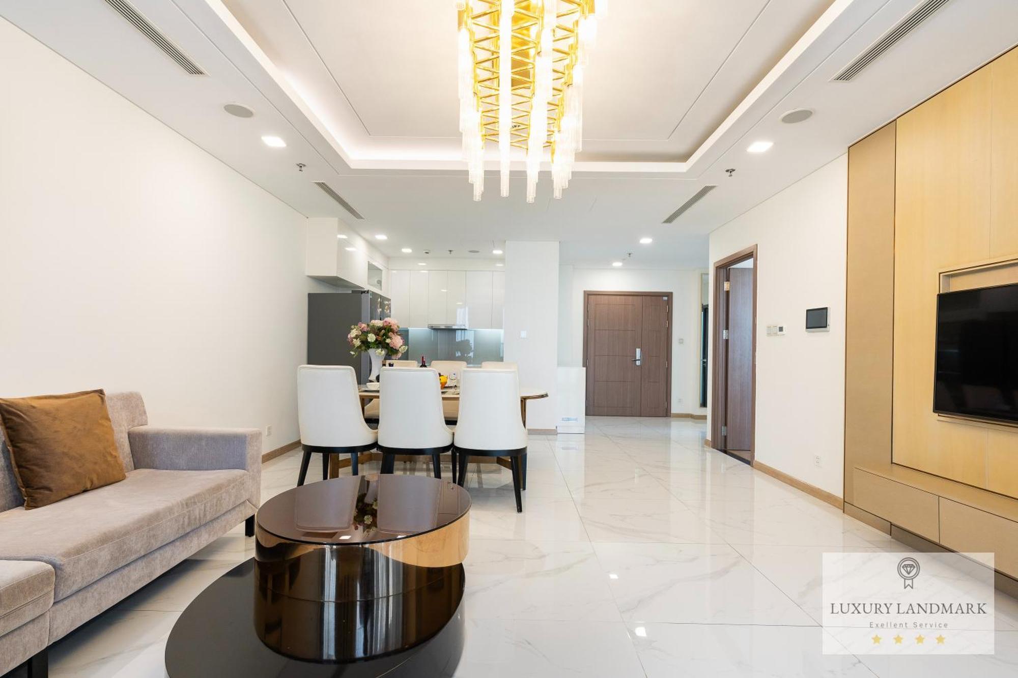 Celeste Landmark 81 Riverview