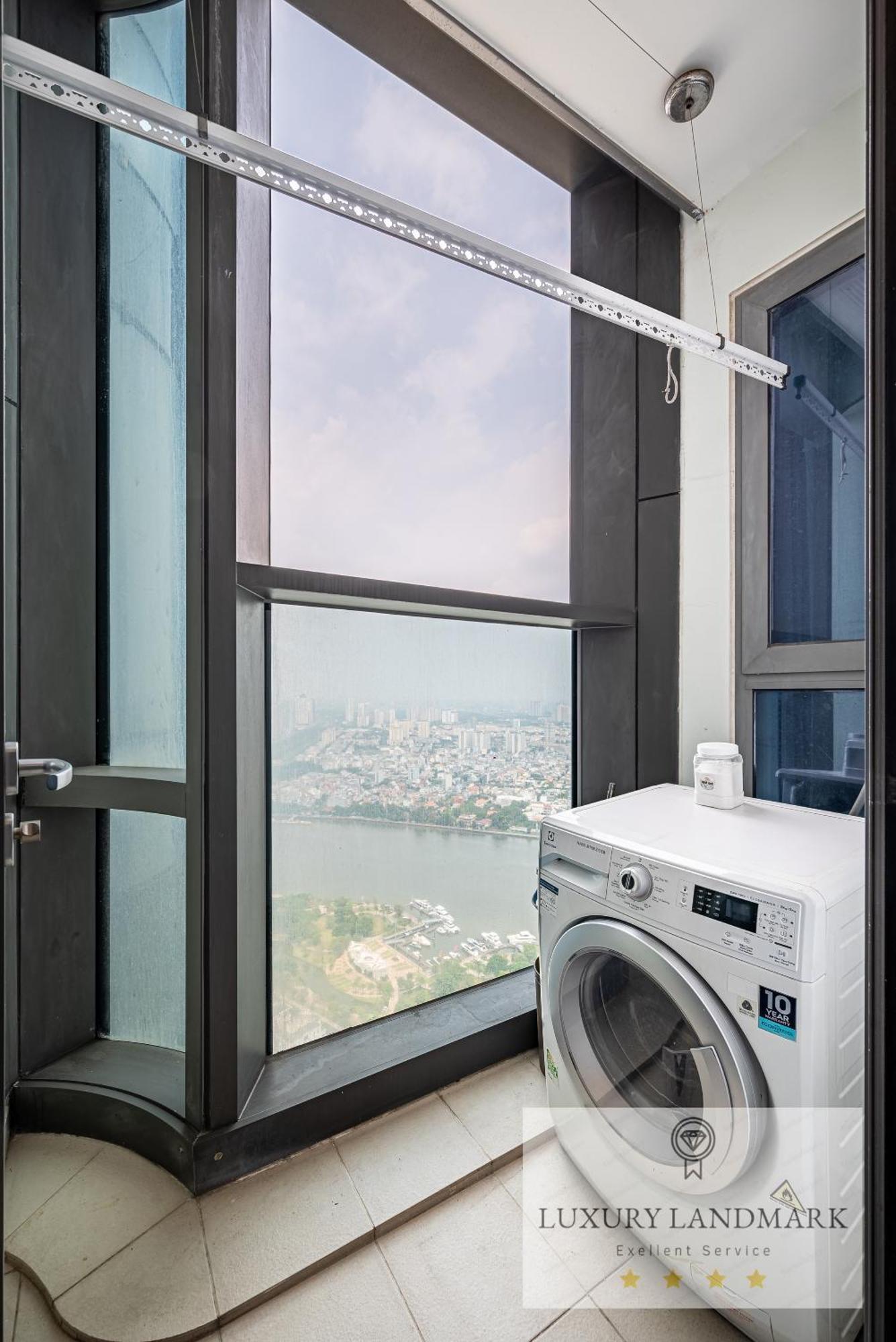 Celeste Landmark 81 Riverview Pangsapuri *