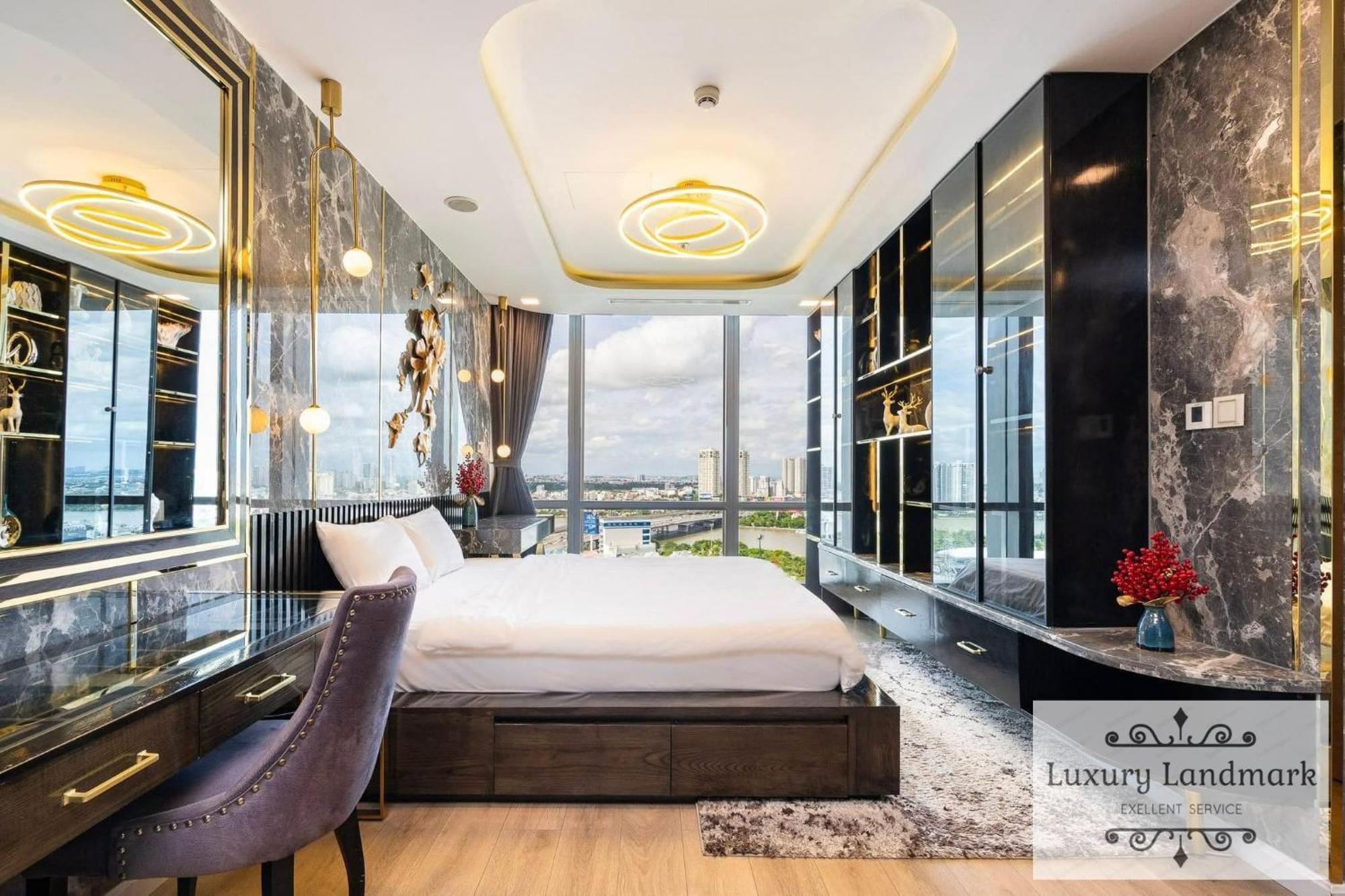 Celeste Landmark 81 Riverview