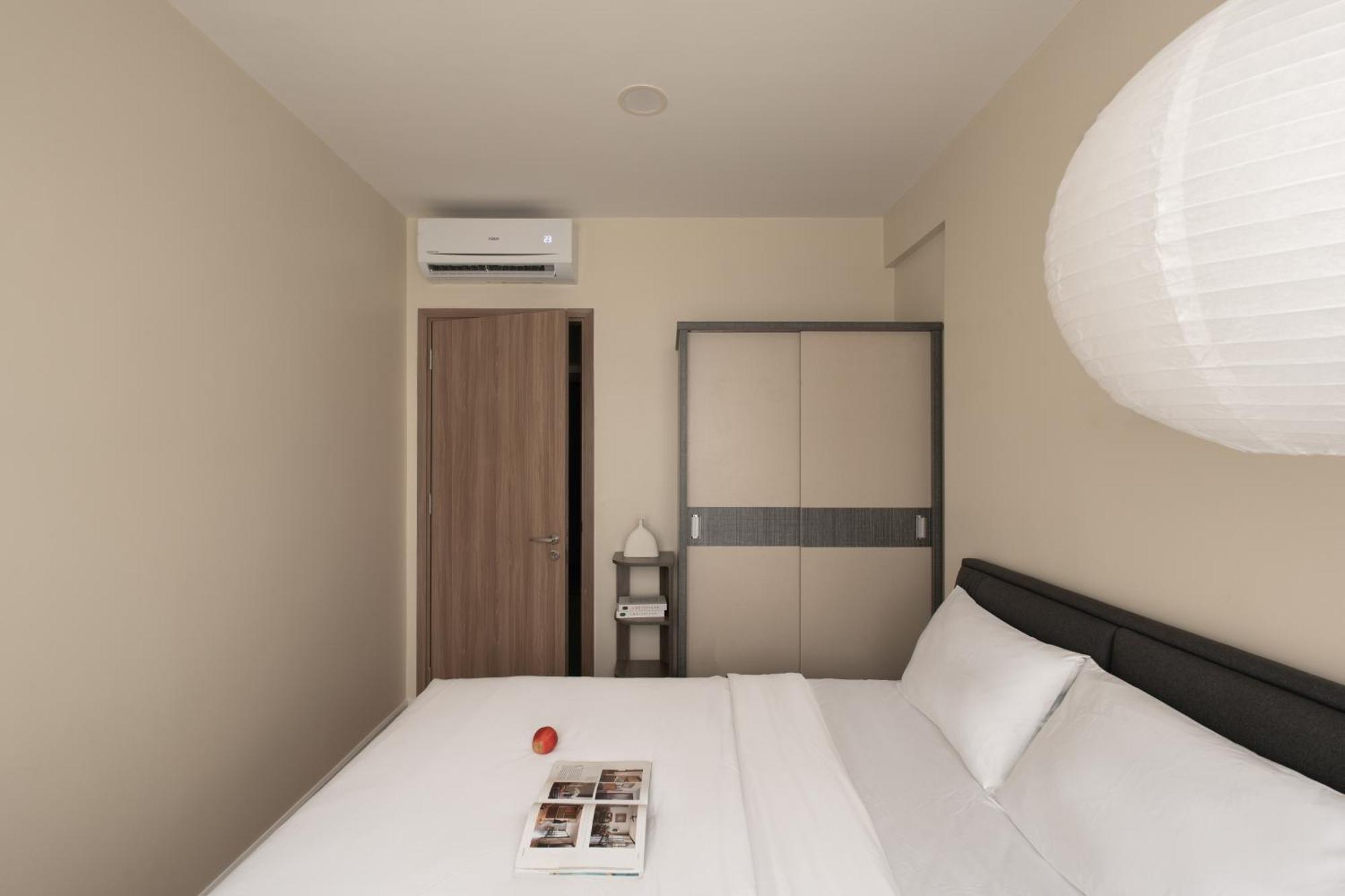 Penthouse Floor 2br View Bitexco L81 Bui Vien 400m