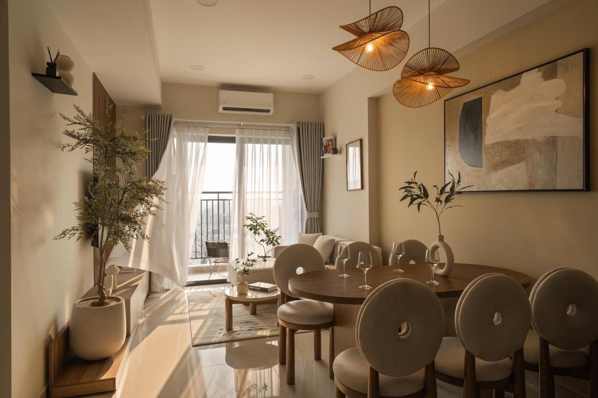 Penthouse Floor 2br View Bitexco L81 Bui Vien 400m *