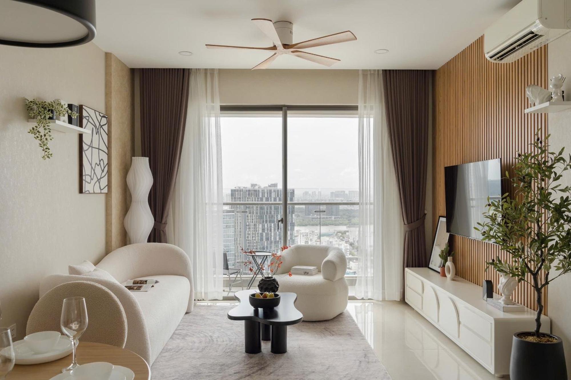 Penthouse Floor 2br View Bitexco L81 Bui Vien 400m Ho Chi Minh City