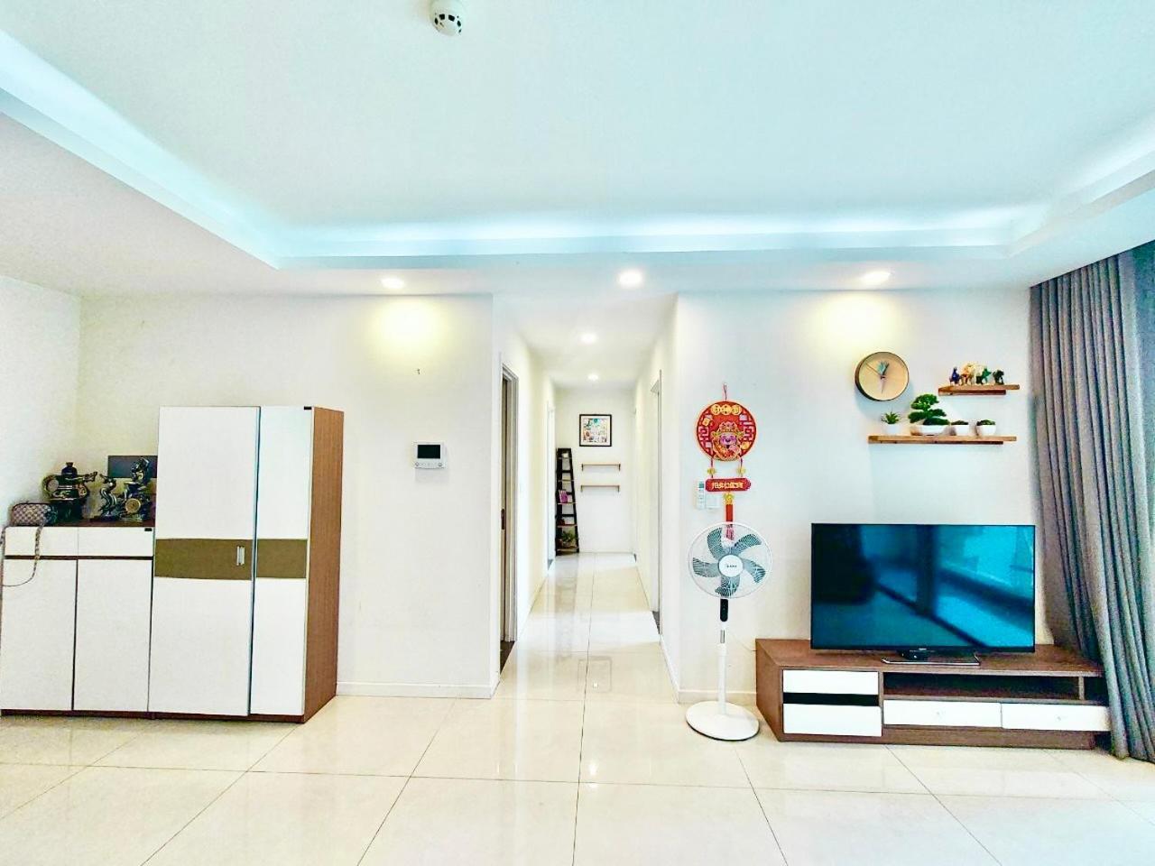 Apartment Premier Aparts - Soho Residence, Central, 10mins To Benthanh Market, Buivien Street