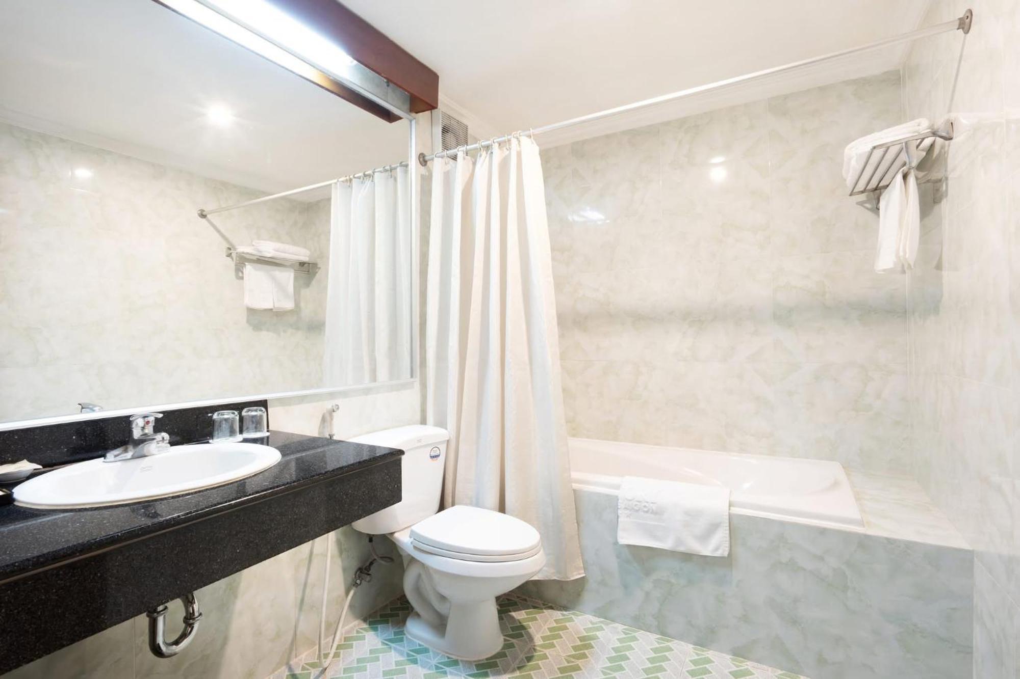 Khách sạn Victory Sai Gon 3*