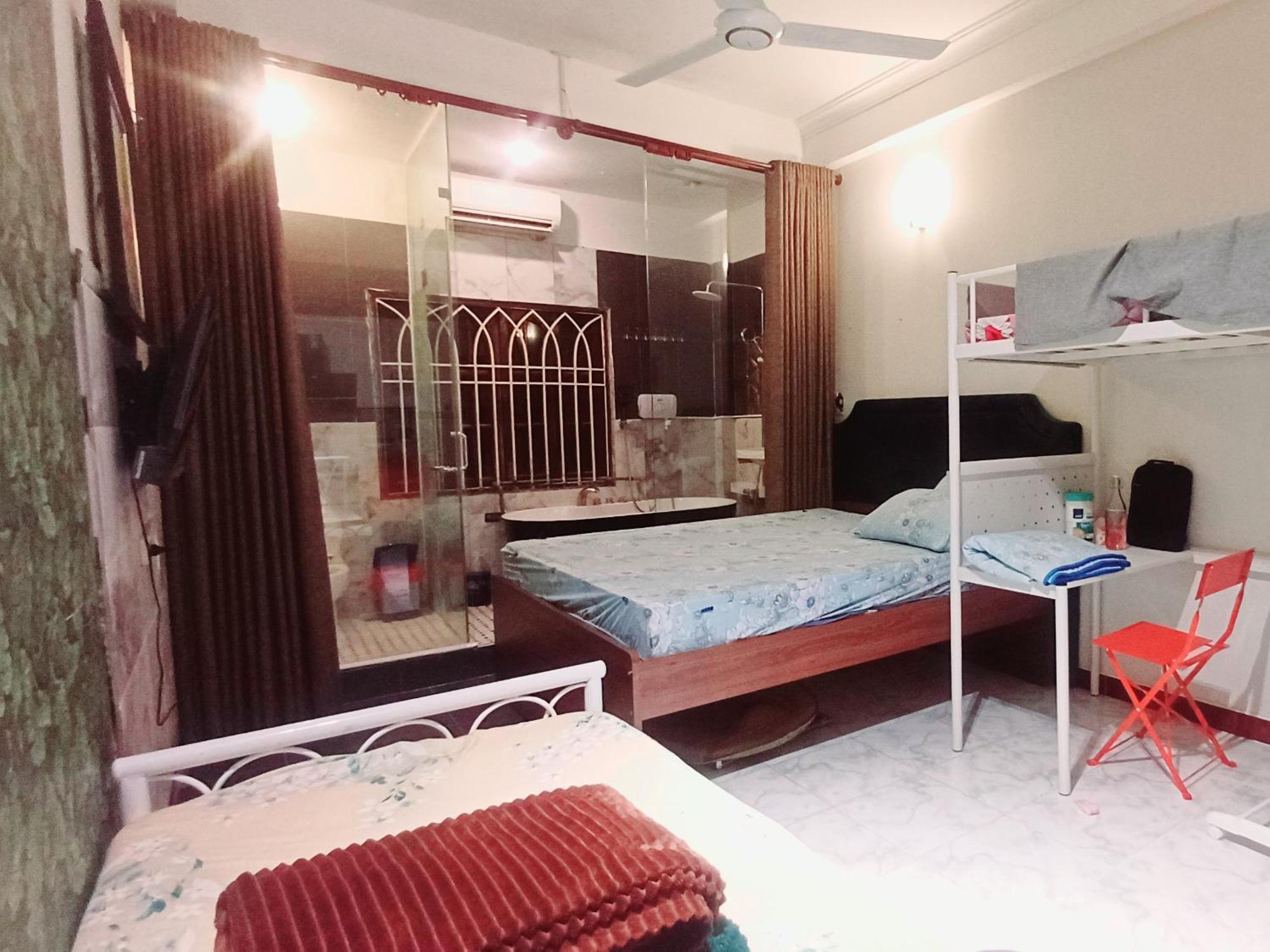 Ở trọ Minh Lộc *