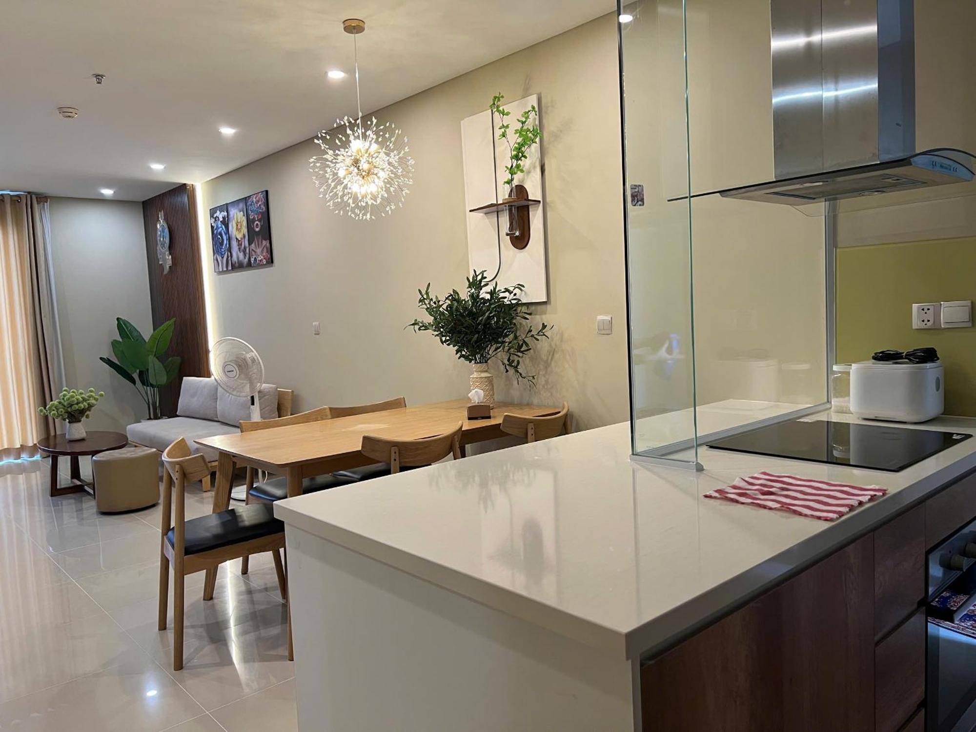 Ha Do Centrosa Building , Ba Thang Street, Distrist 10 * Ho Chi Minh City