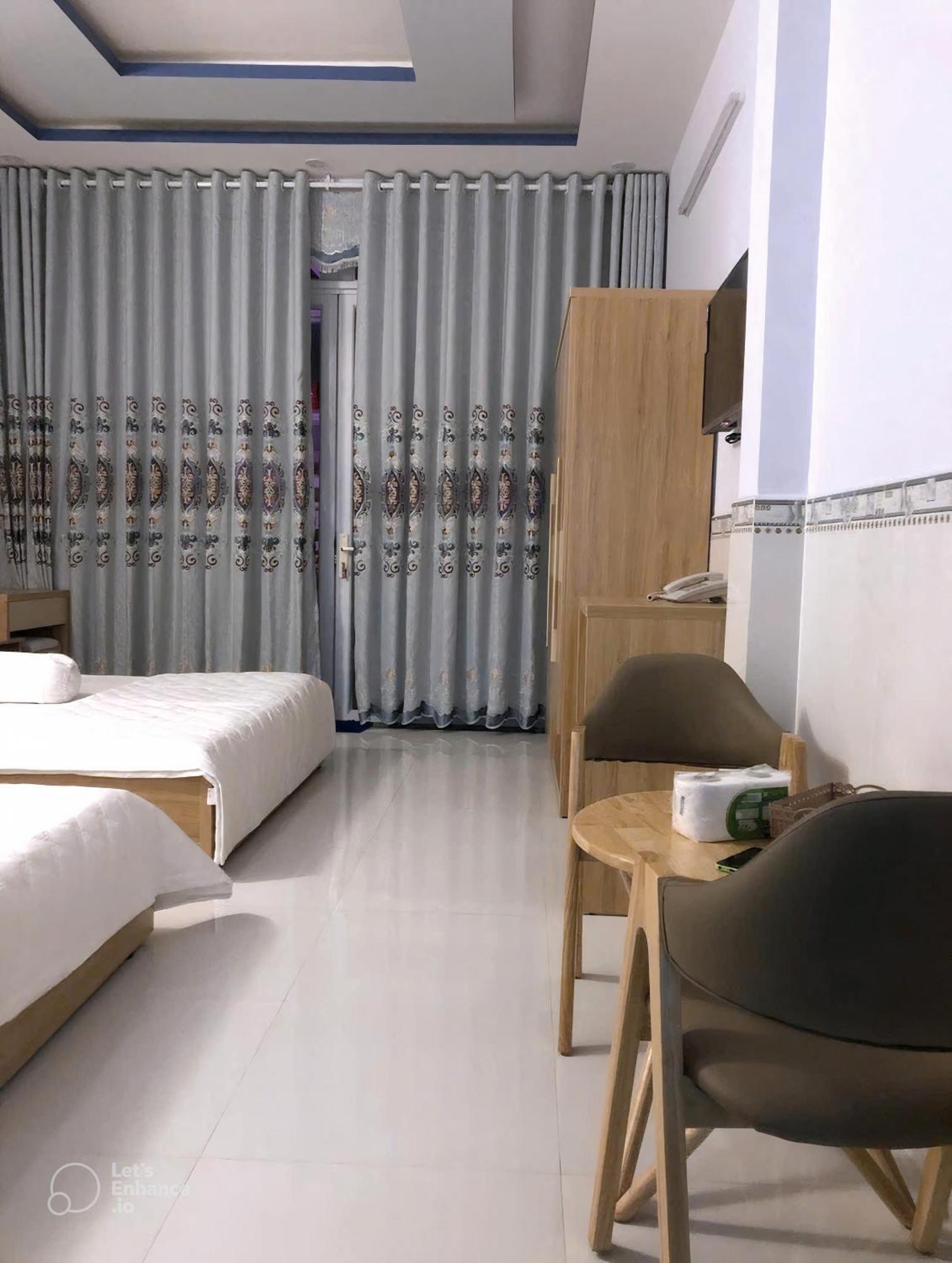 Thuy Trang 3* Ho Chi Minh City