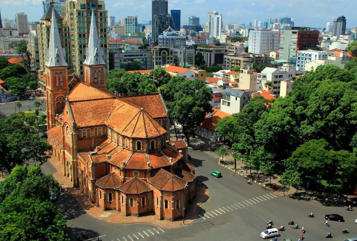 Unique Hideout - Freenetflix @ Near Bui Vien * Ho Chi Minh City