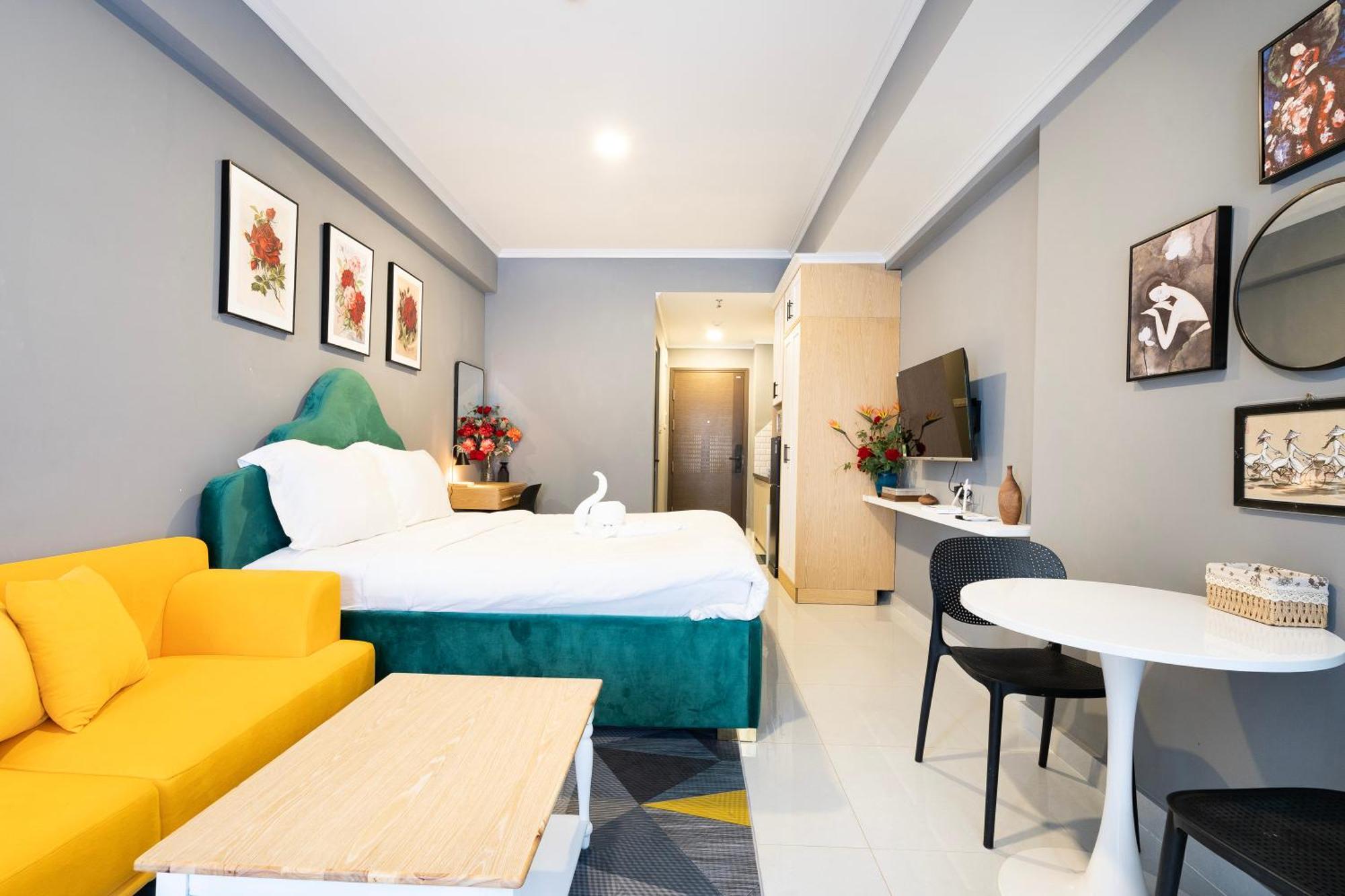 Otis Soho Saigon Balcony Aparthotel