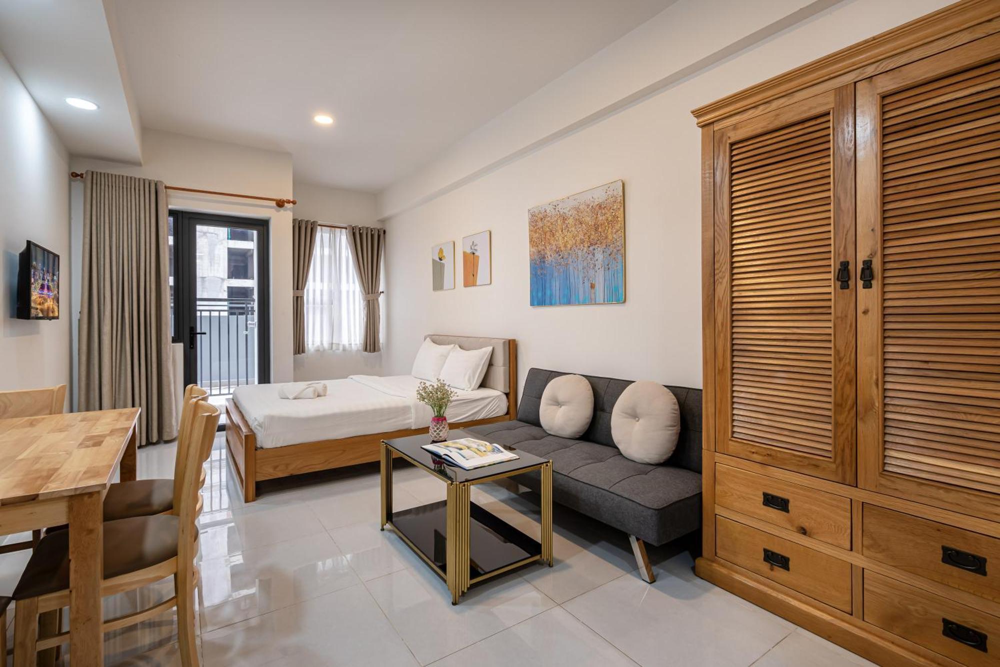 Otis Soho Saigon Balcony Aparthotel 4*