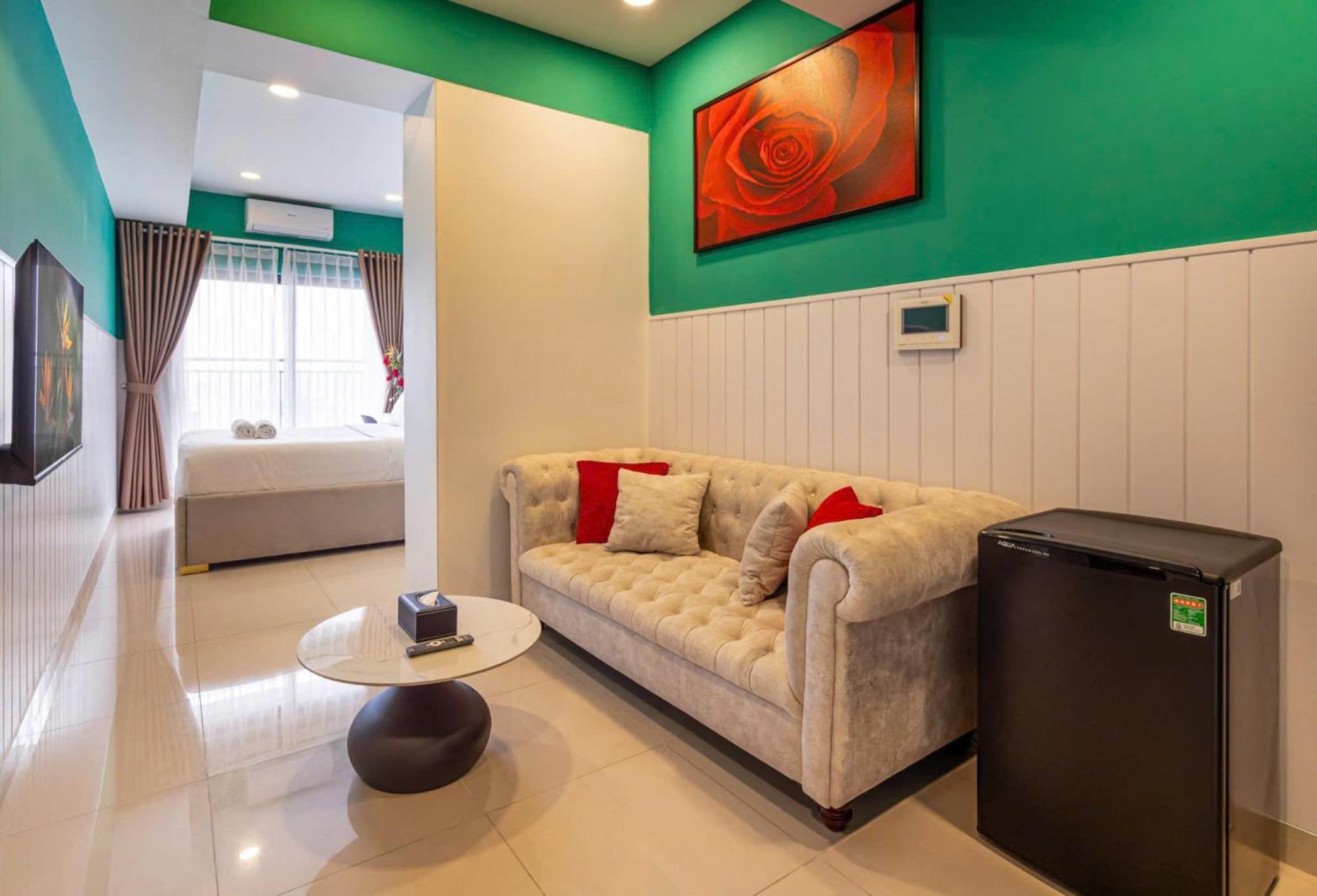 Aparthotel Otis Soho Saigon Balcony Ho Chi Minh City