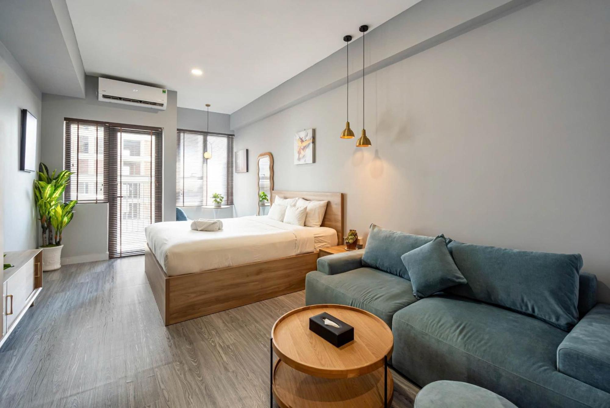 Otis Soho Saigon Balcony Aparthotel