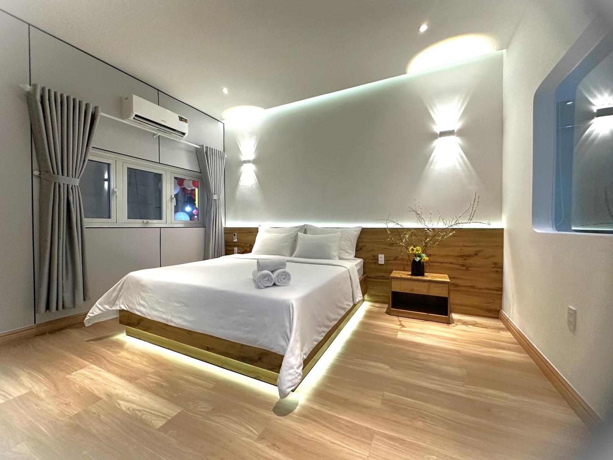 6even - Have A Staycation In The Cafe Building Khách sạn hẻo lánh *