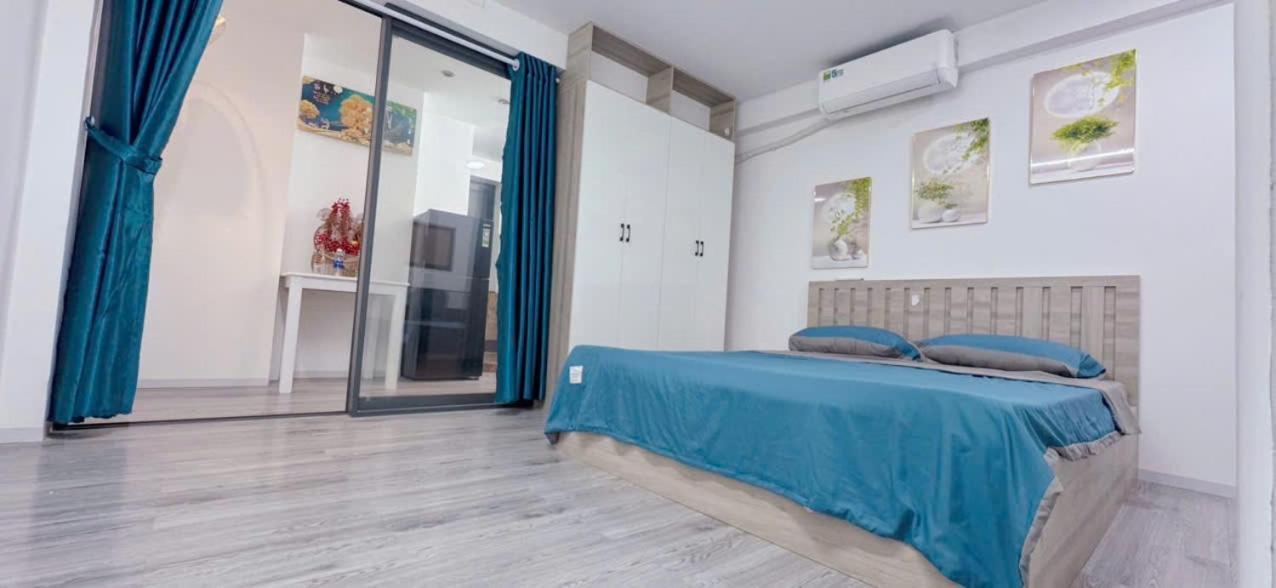 57 Hoa Lan Apartment *