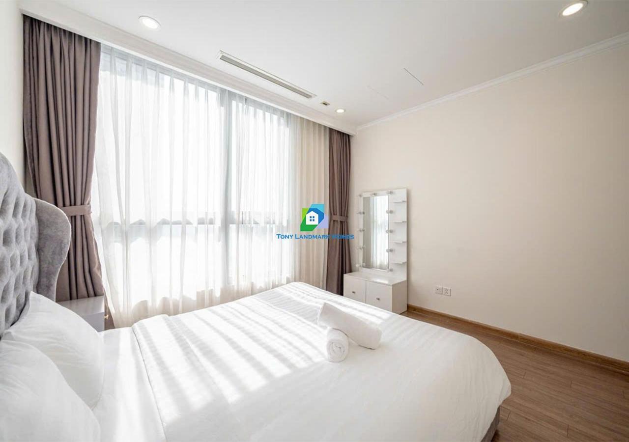 Apartment Vinhomes Luxury Haven Ho Chi Minh City