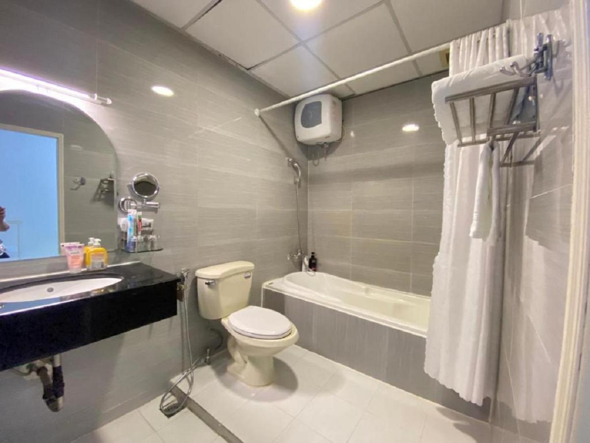 Hotel A25 - 35 Mac Thi Buoi