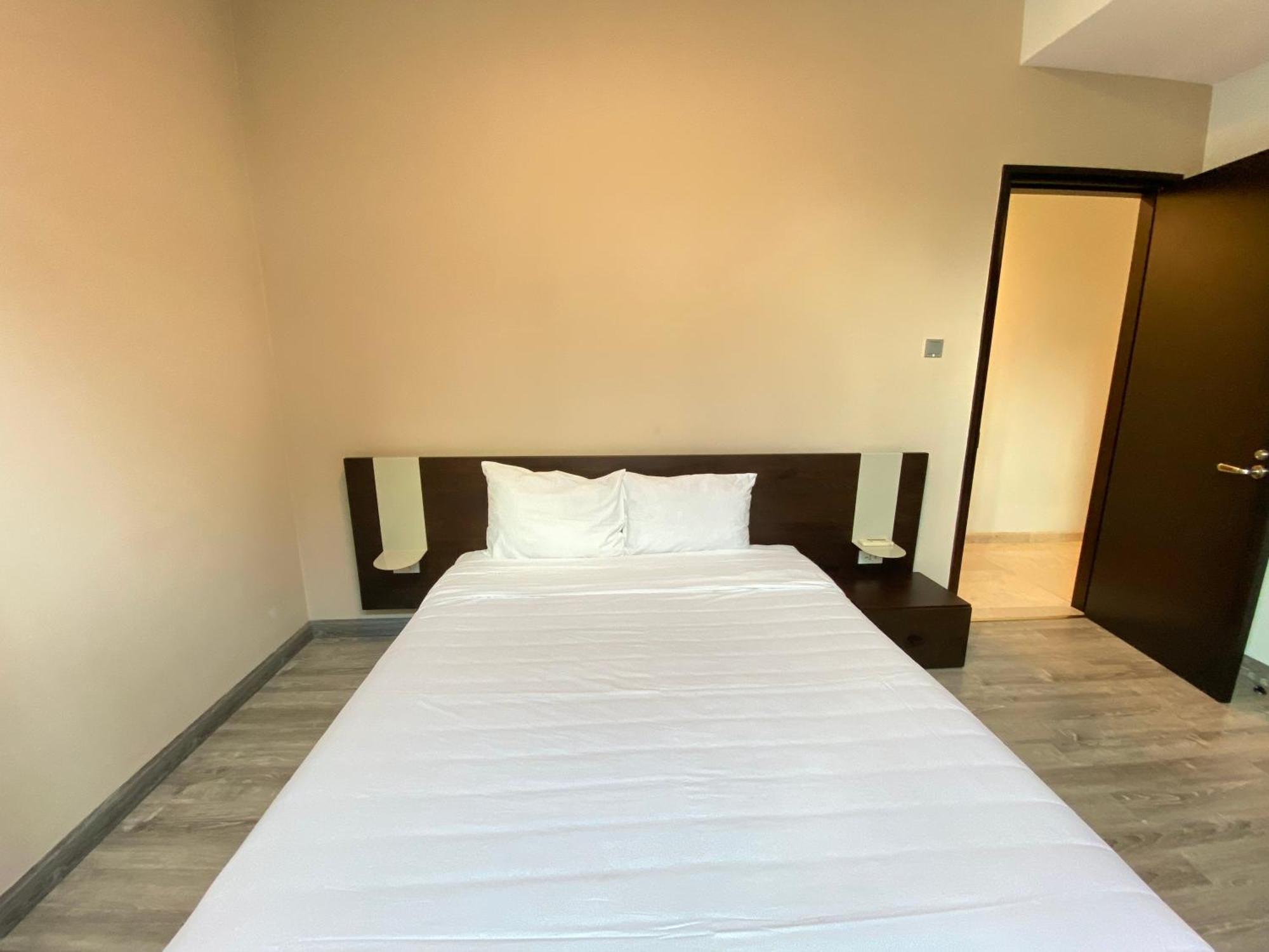 Blue Arch - Luxury Serviced In Saigon * Ho Chi Minh City