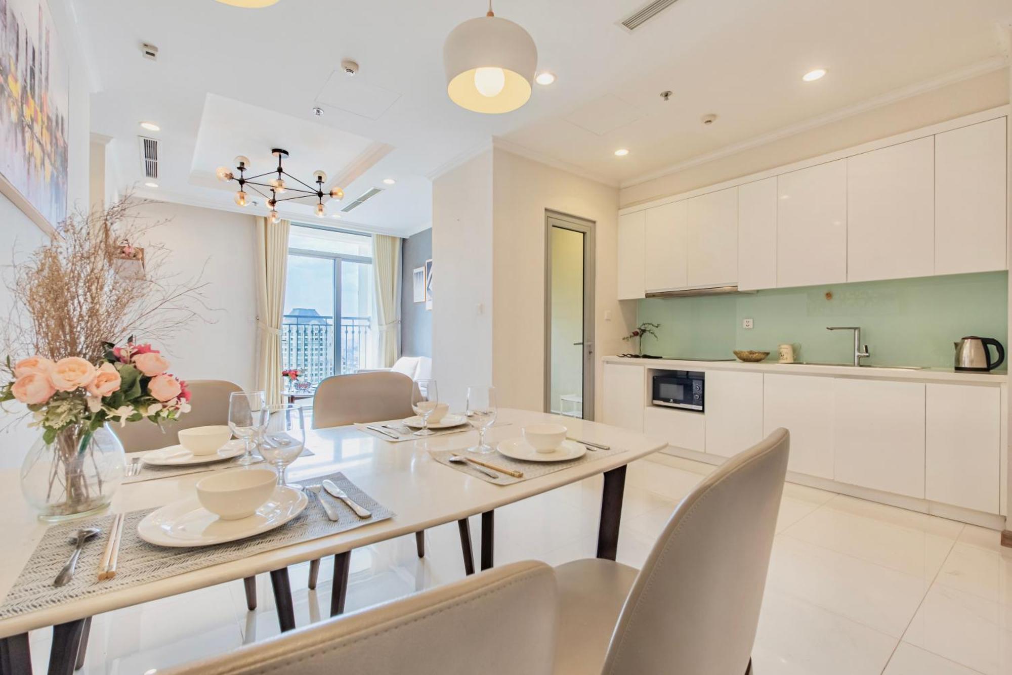 - Vinhomes Park, Landmark 81 Area & Ice Skating Rink * Ho Chi Minh City