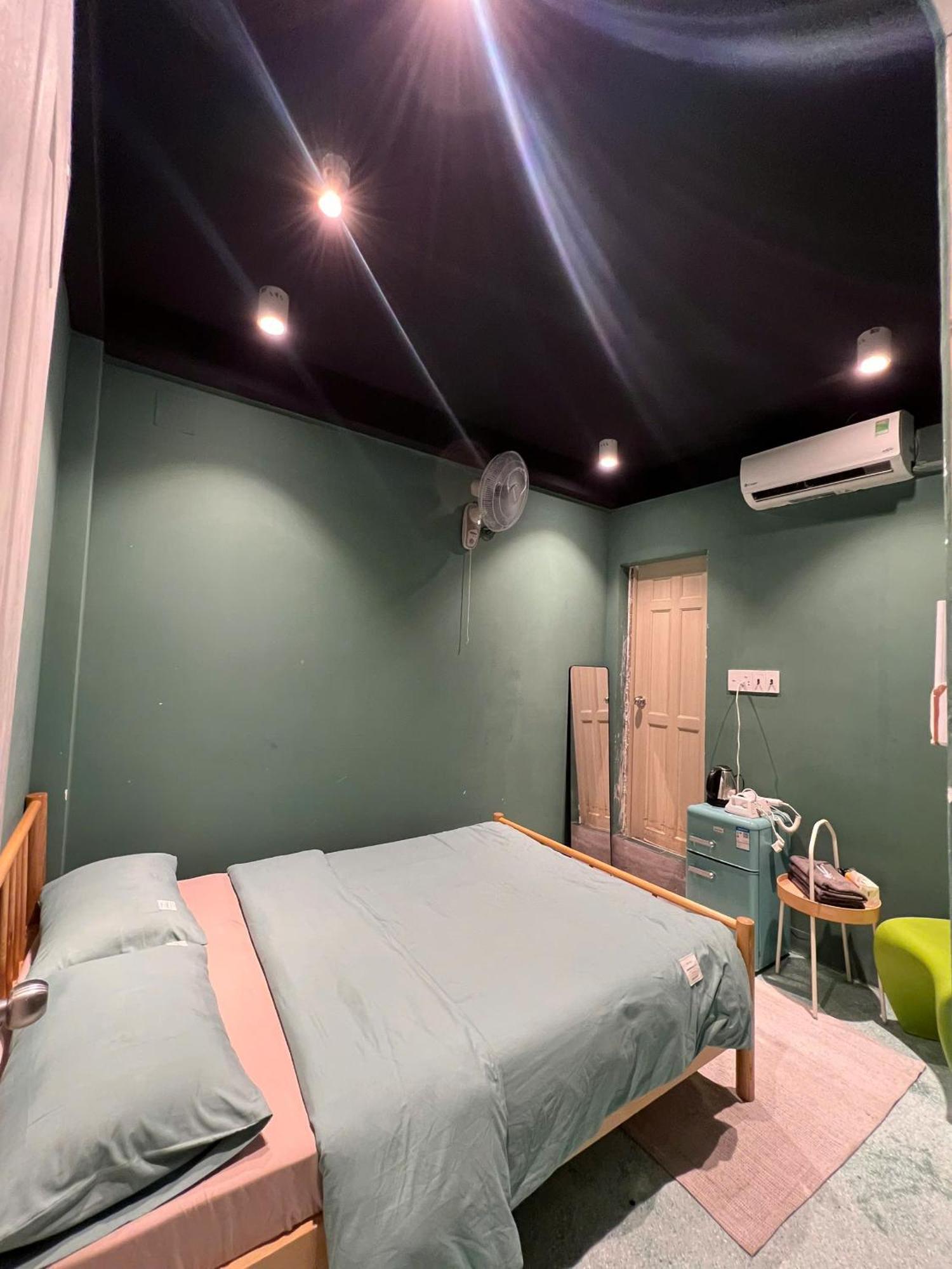 Meow & Cafe 2 Hotel Ho Chi Minh City