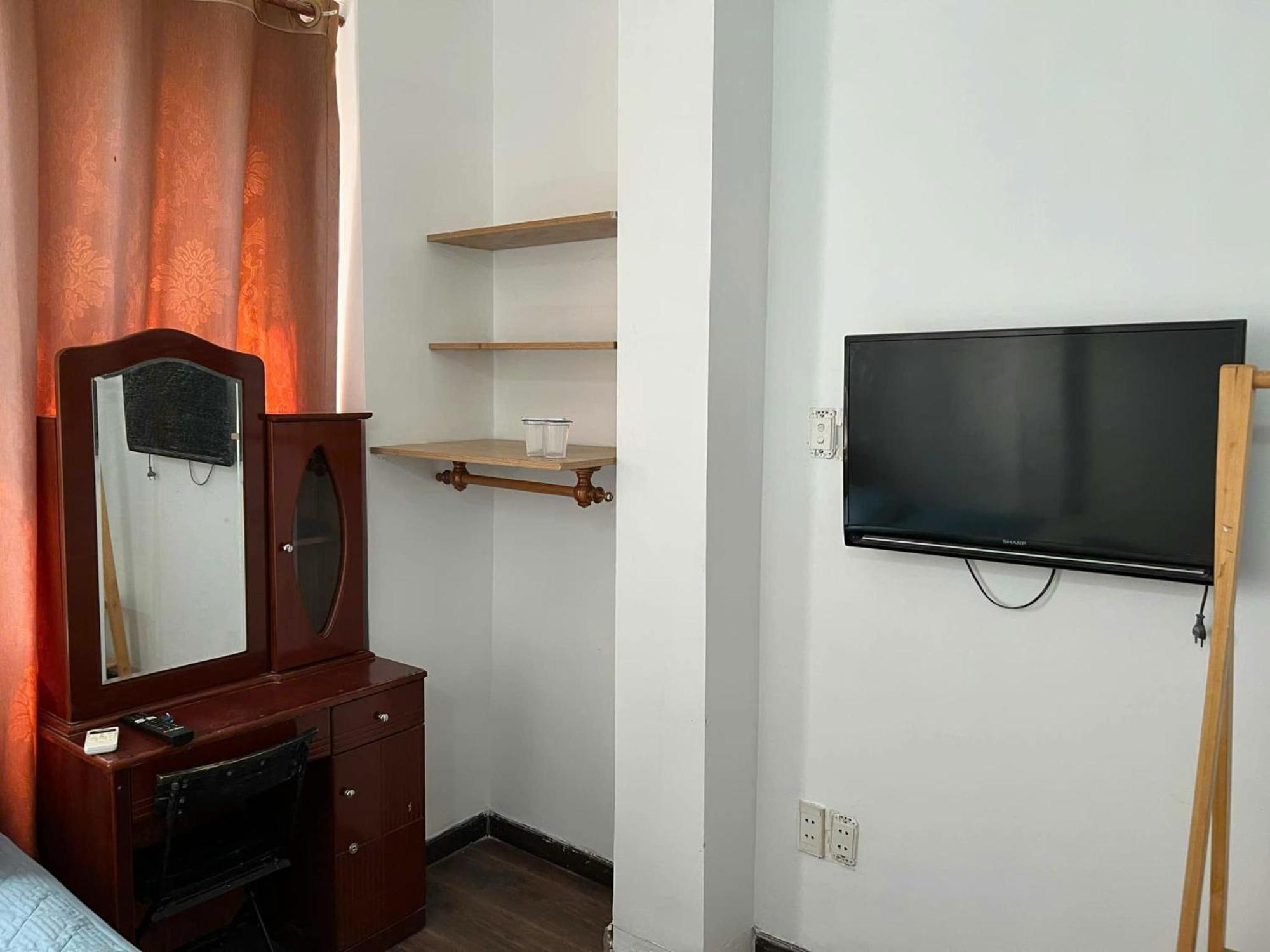 Hotel Vuong Tron *