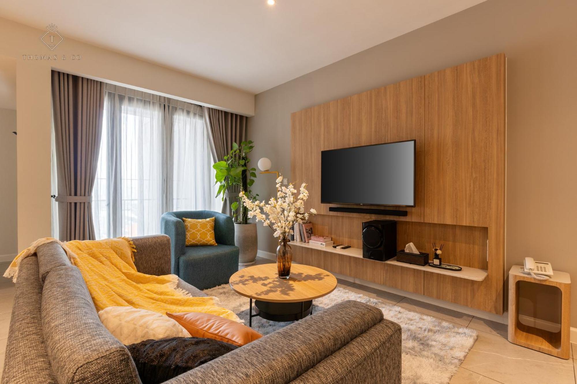 Elegant Zenity And D1mension In District 1 - Host By Thomas Ho Chi Minh City