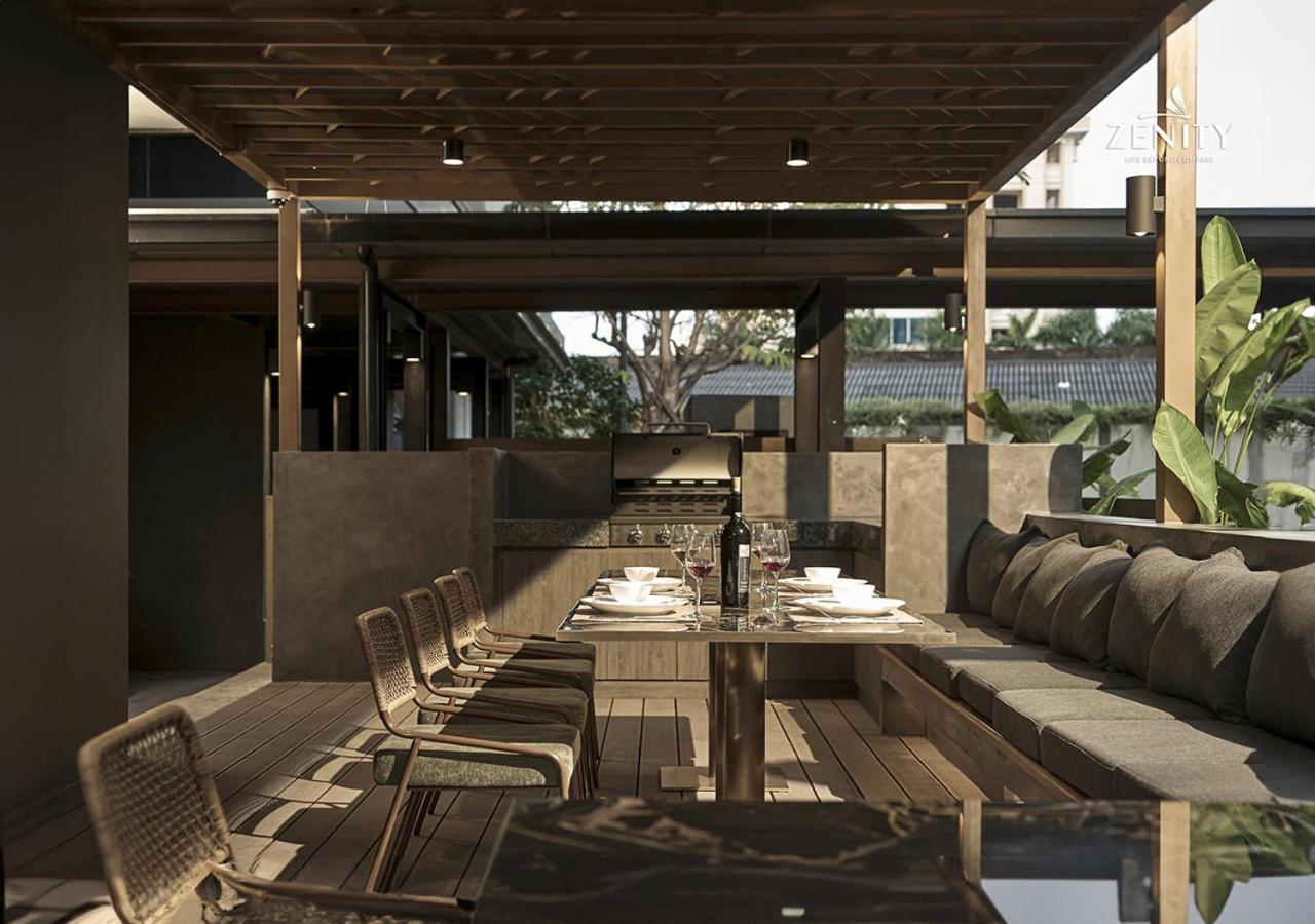 Elegant Zenity And D1mension In District 1 - Host By Thomas * Ho Chi Minh City