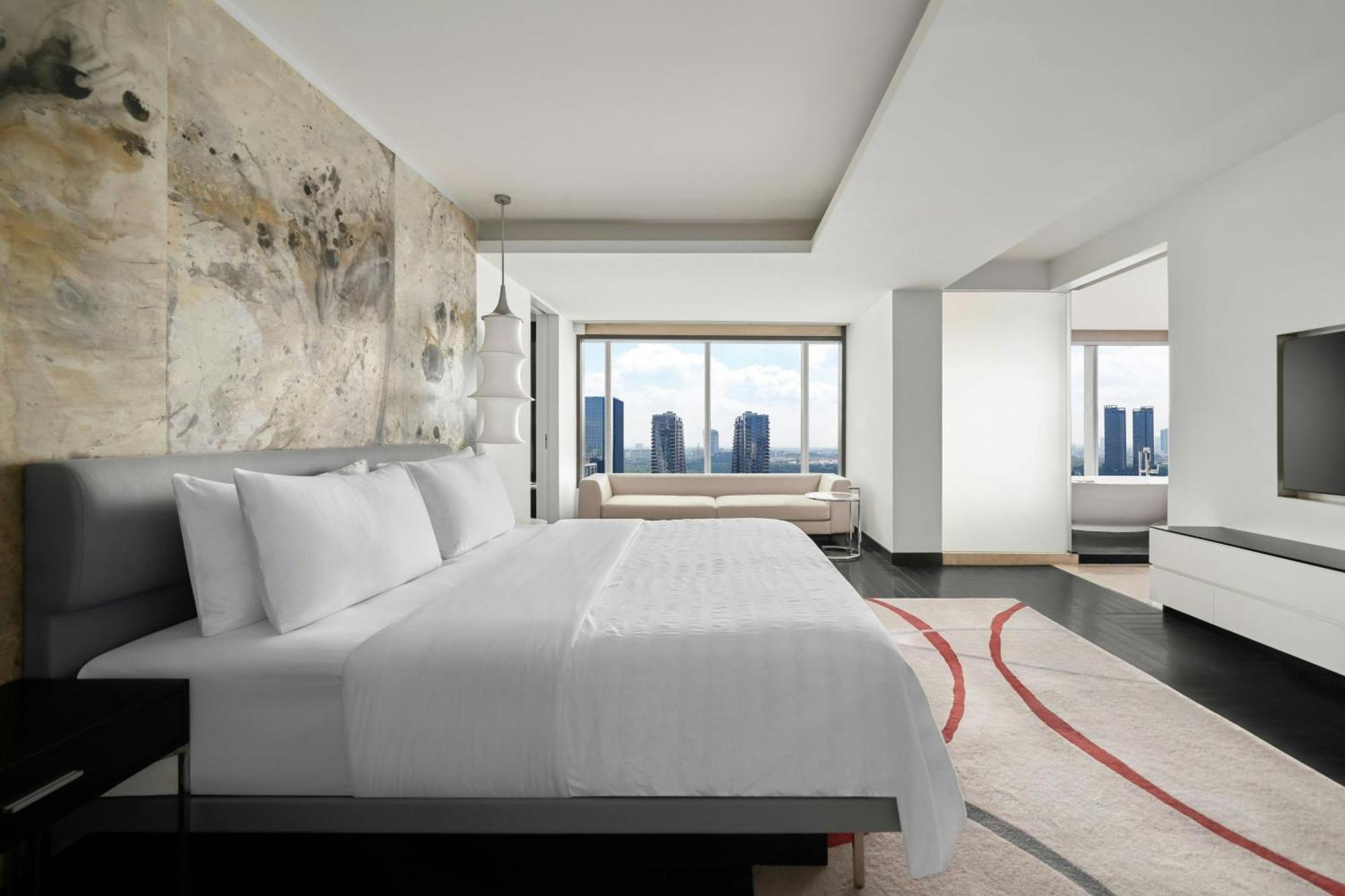 Le Meridien Saigon 5*