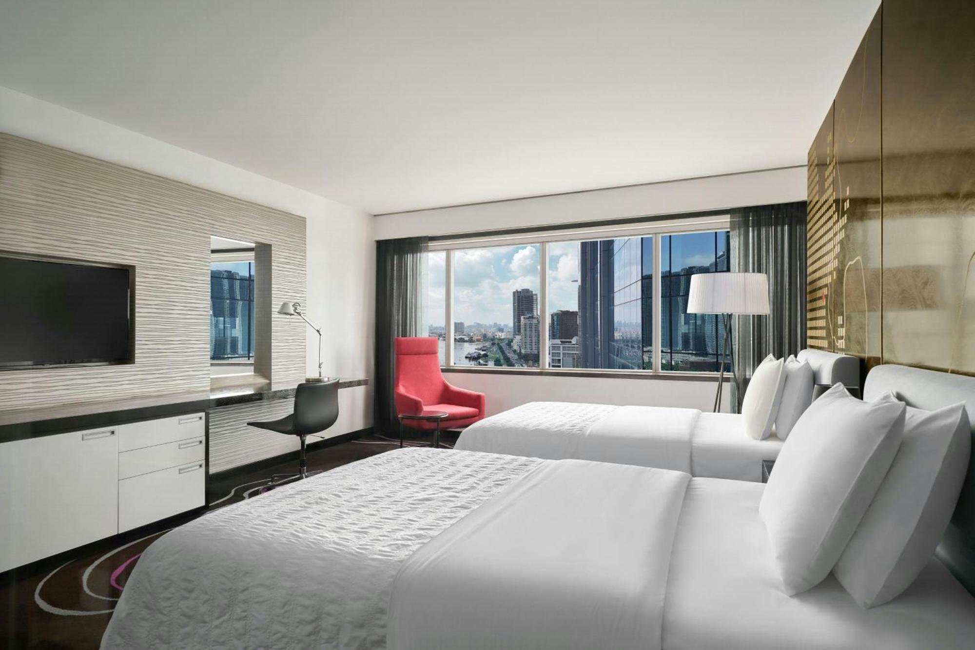 Le Meridien Saigon 5*