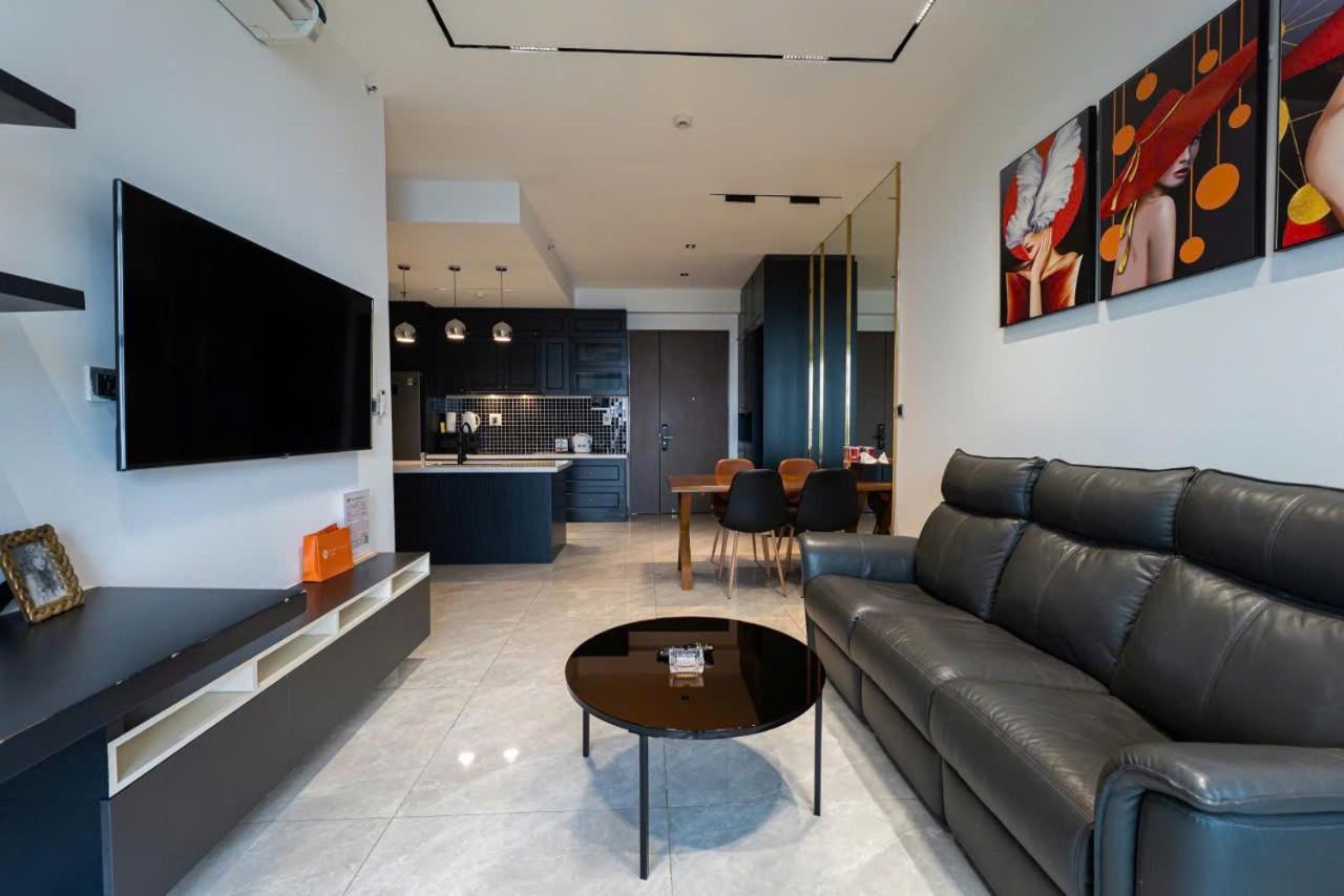 Midtown Premium