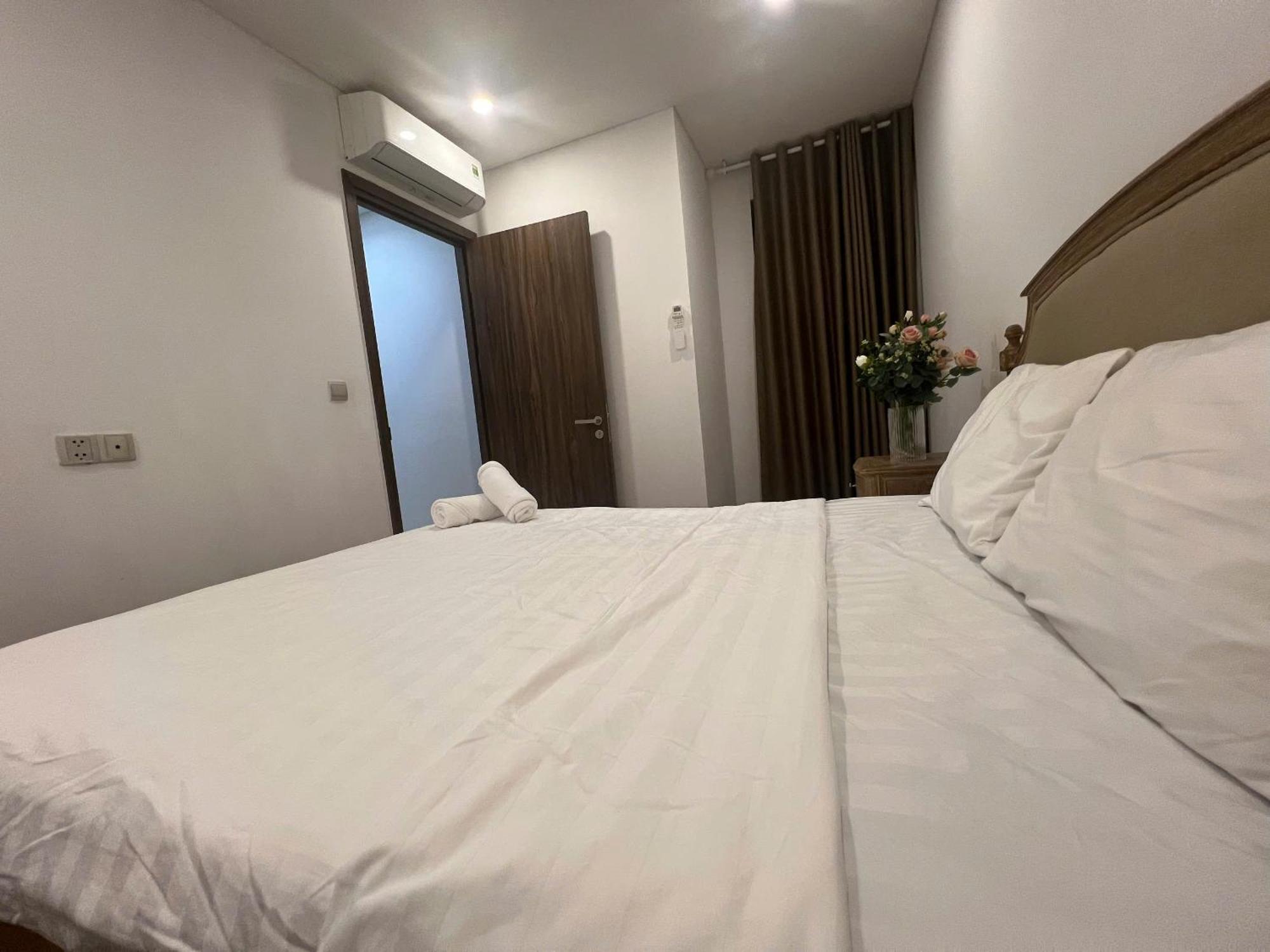Apartment Ha Do Centrosa Building , Ba Thang Street, Distrist 10 *