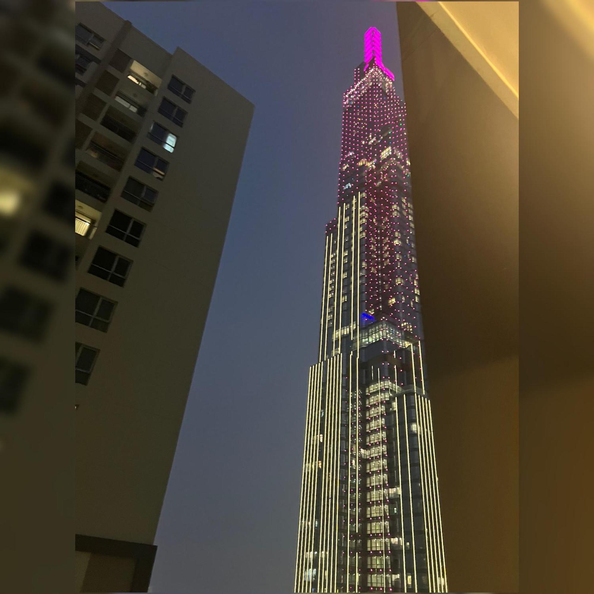 Luxury Vinhomes Landmark Apartment *