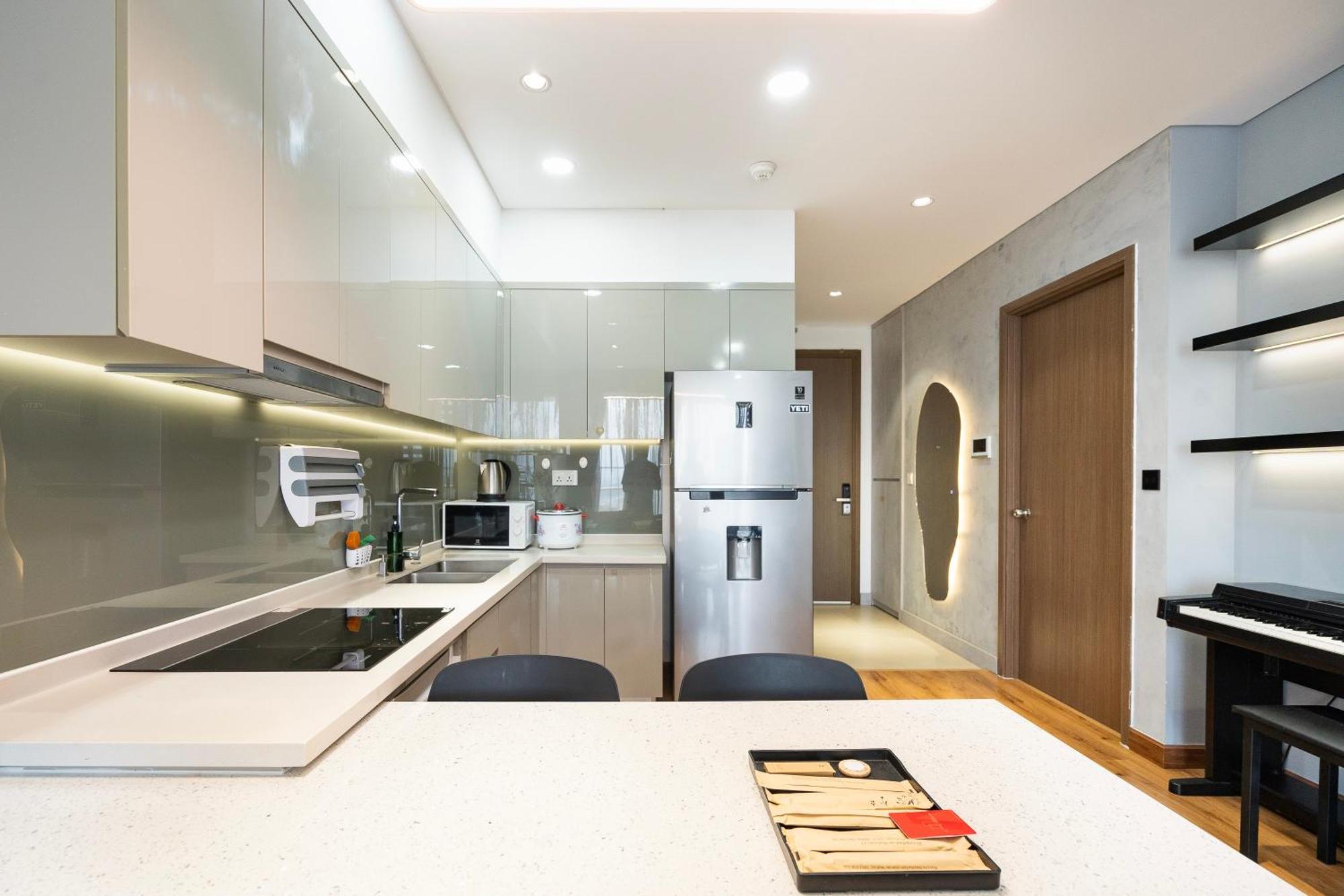 River Panorama 2 Bedroom Luxury District 7 *