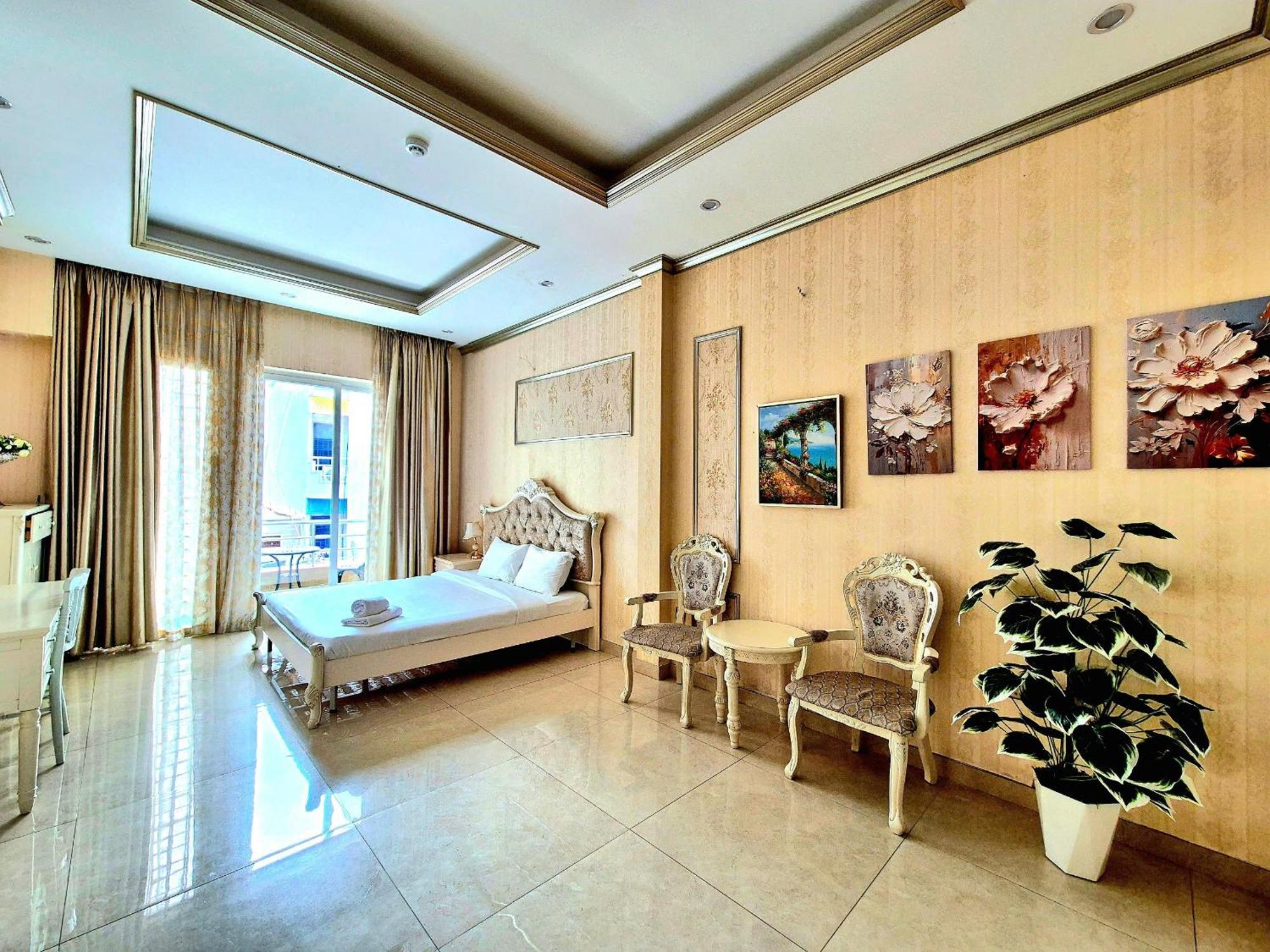 F F House Khách sạn hẻo lánh