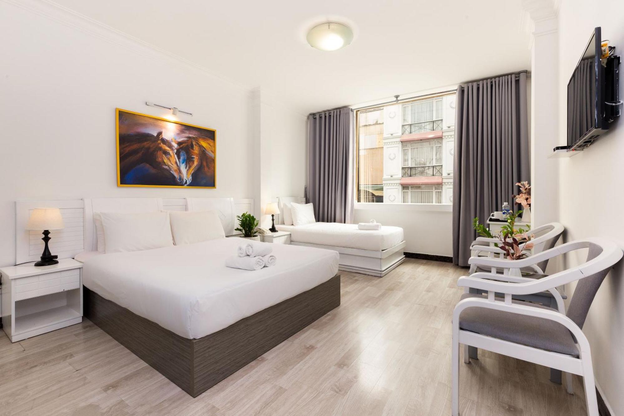 Hotel Premium Lux Saigon Ho Chi Minh City