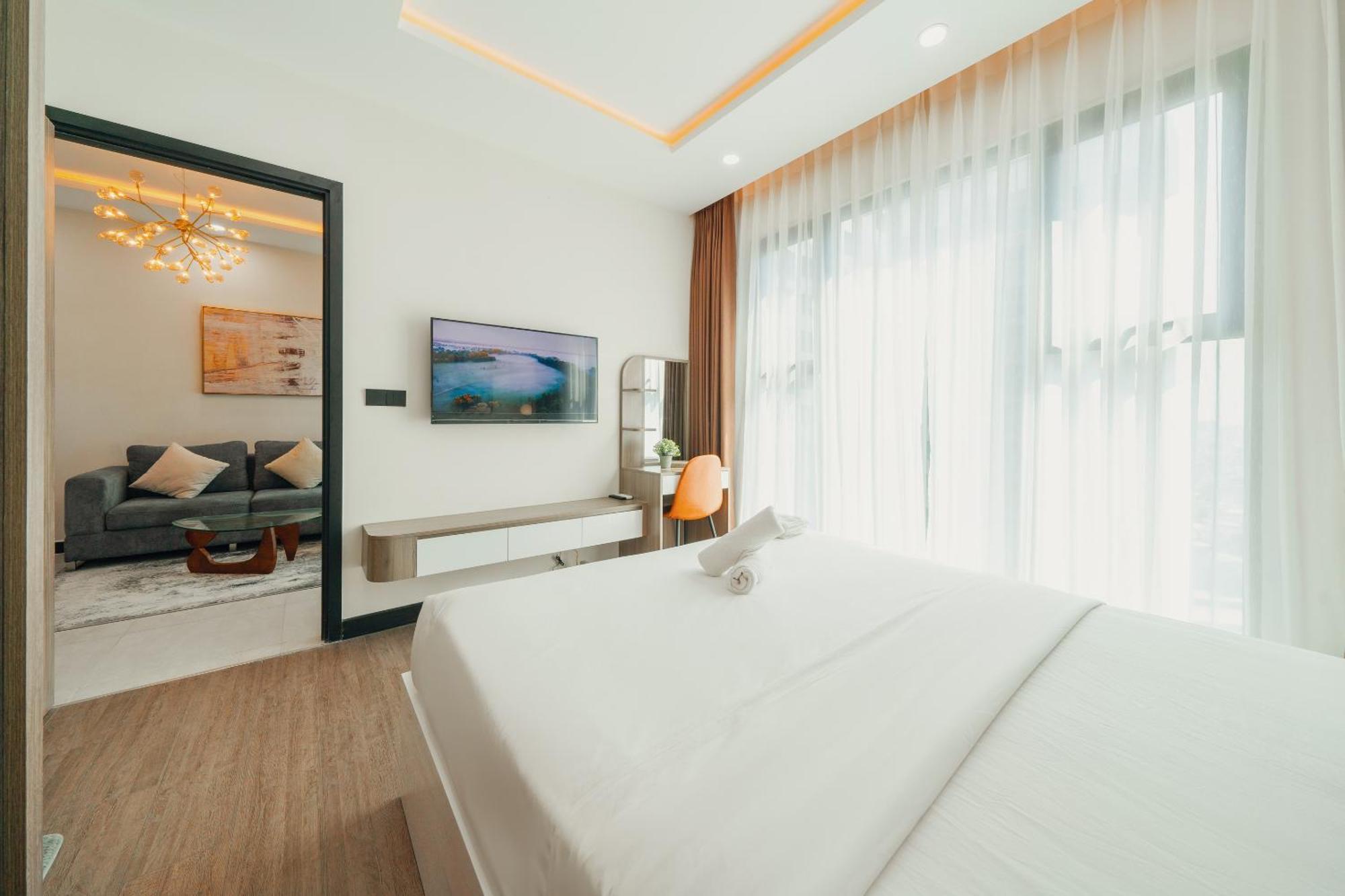 Tropical House - New At Delasol * TP. Hồ Chí Minh