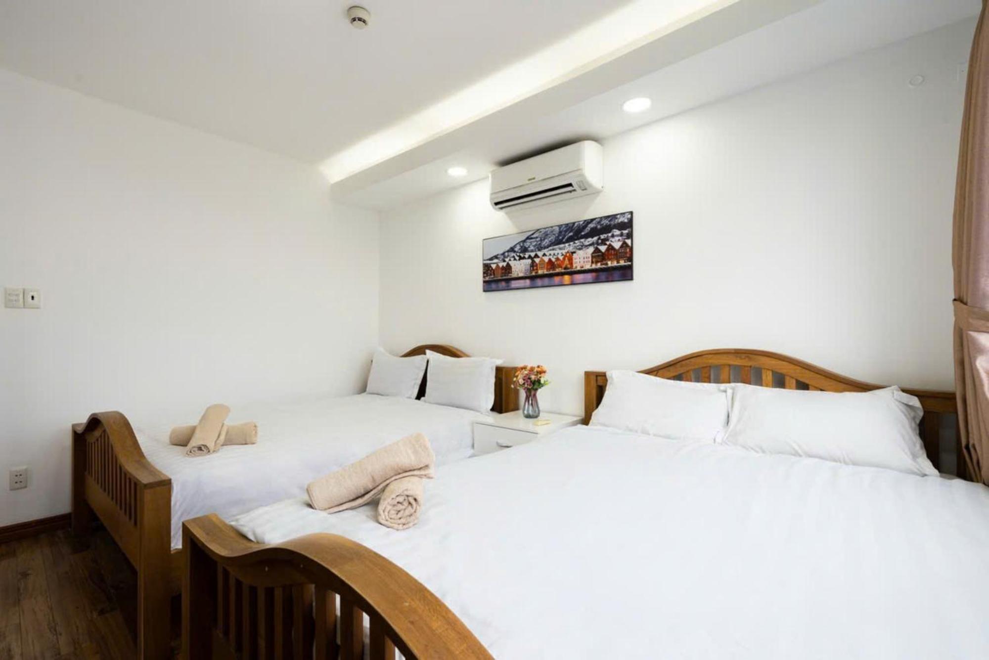 Otis - Balcony View - Steps From Bui Vien - International Plaza Building - District 1