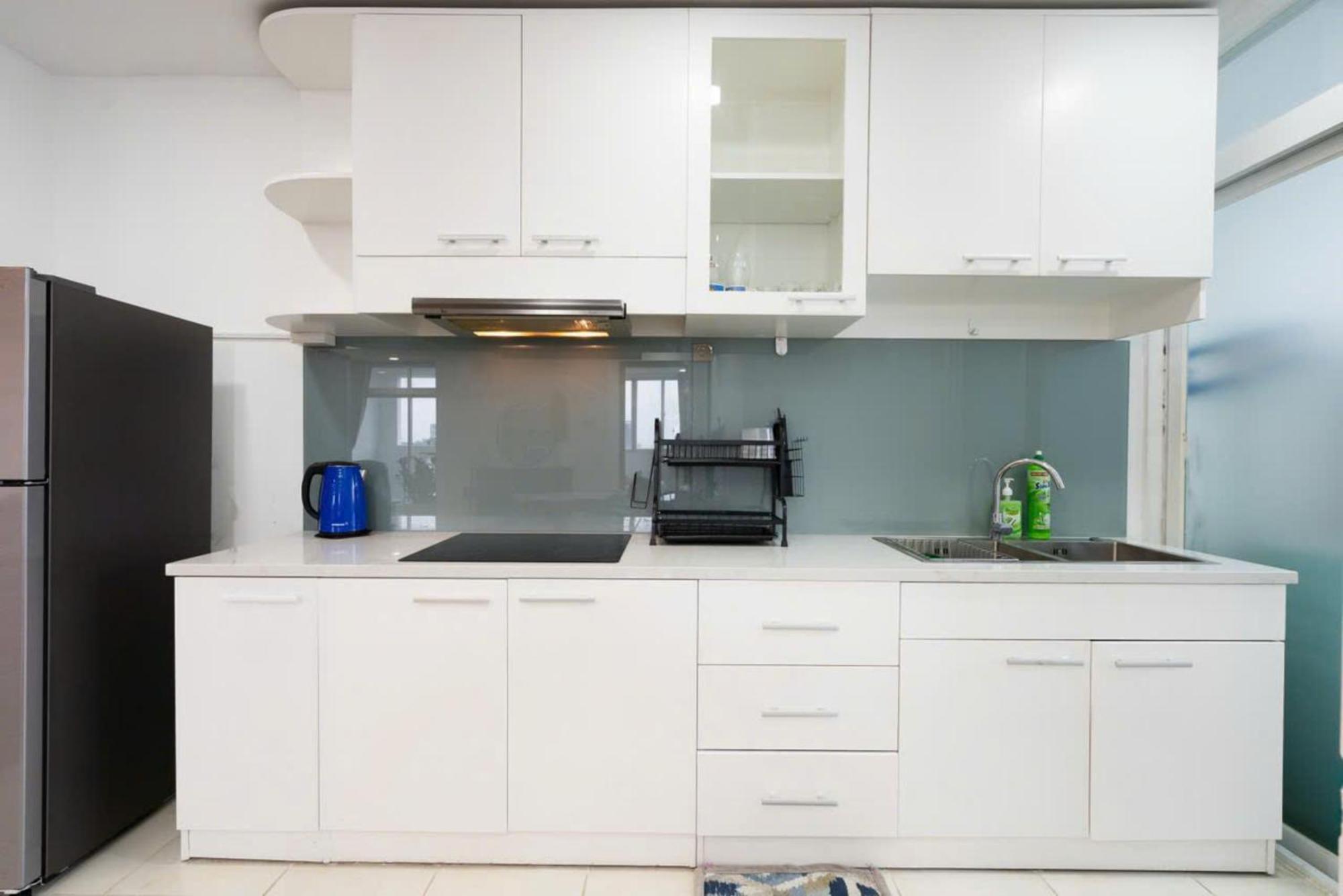 Otis - Balcony View - Steps From Bui Vien - International Plaza Building - District 1 Apartment *