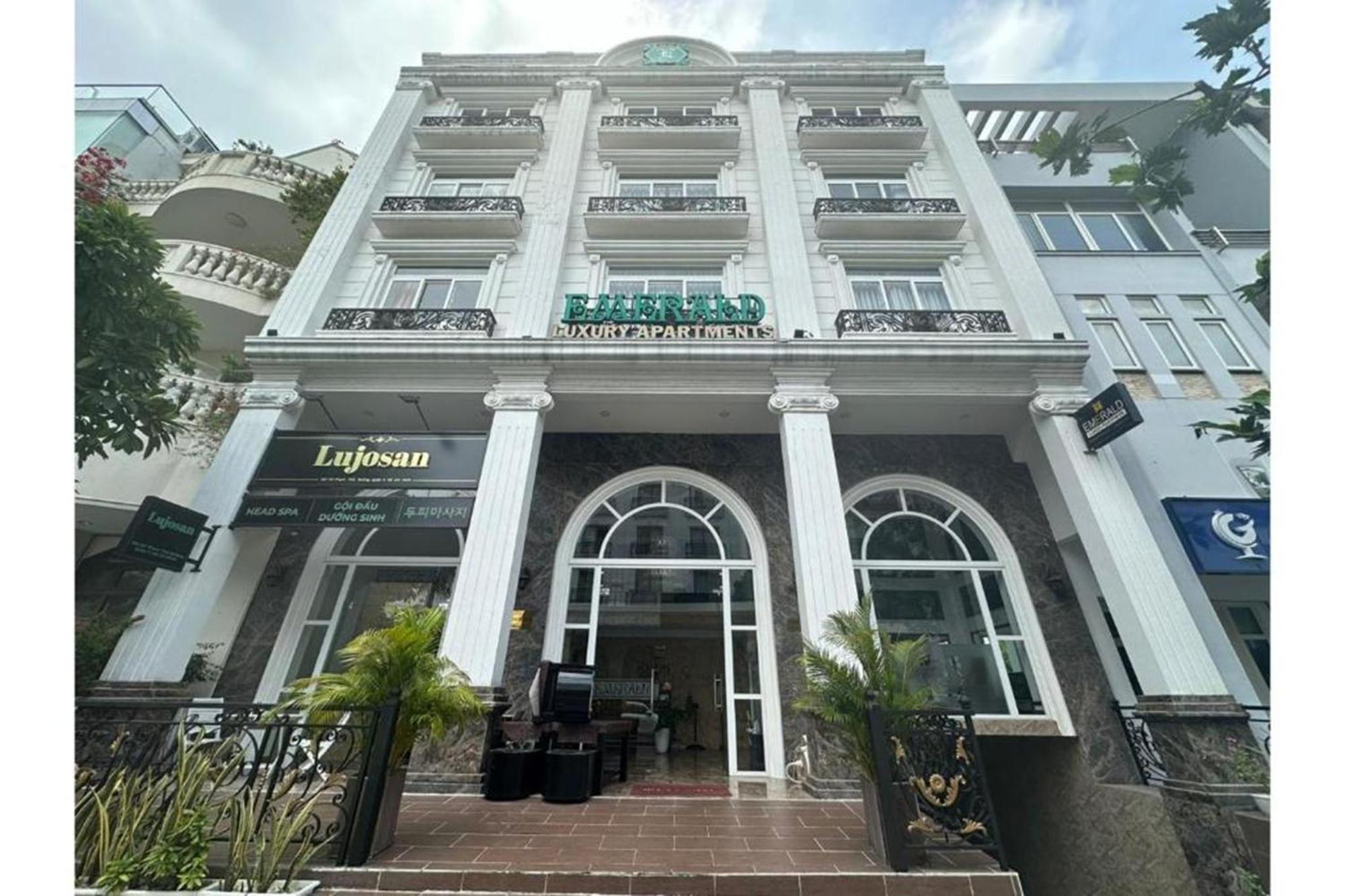 Collection O Emerald Luxury - Near Secc Hotel Ho Chi Minh City
