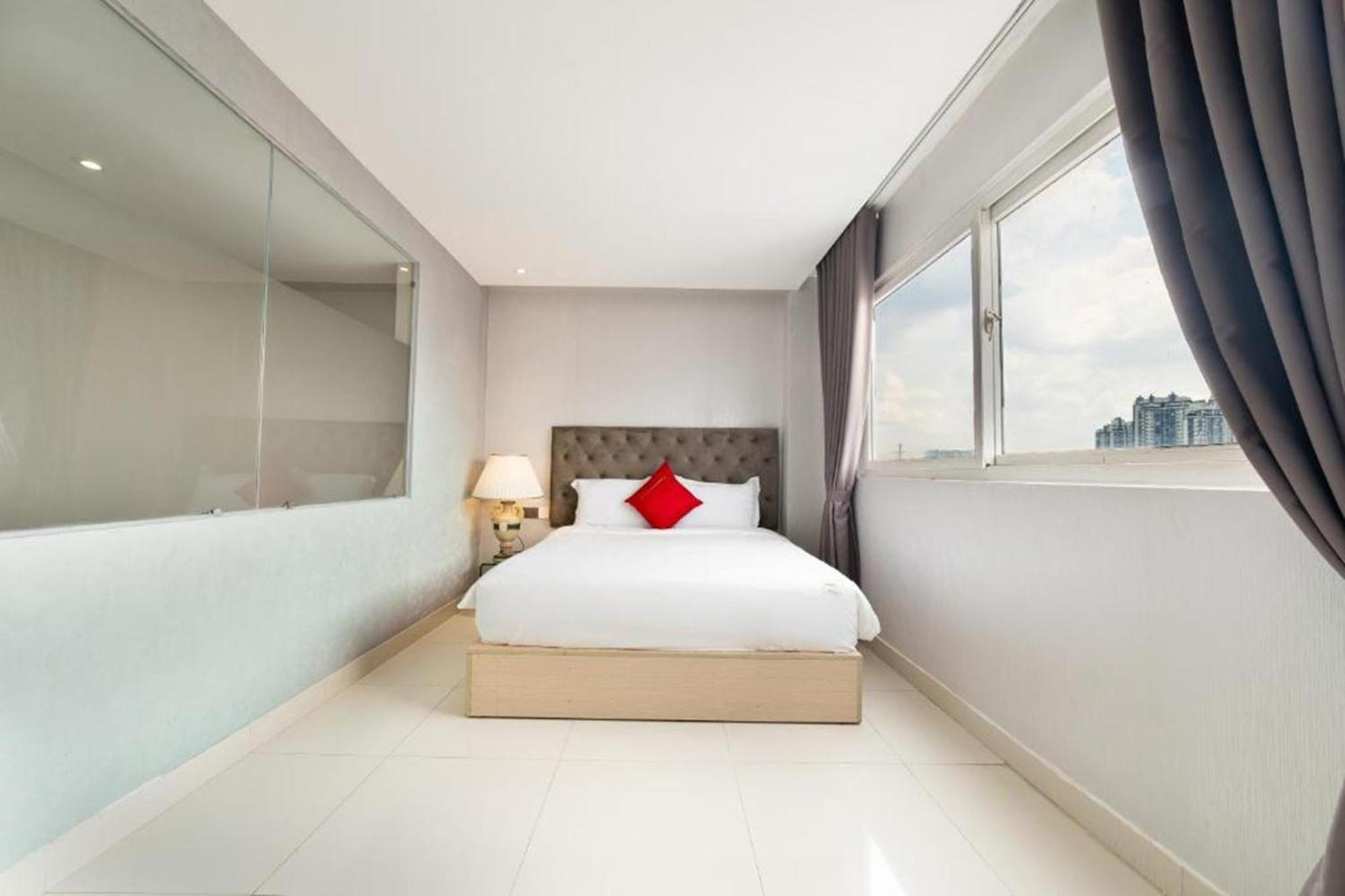 Collection O Sunshine Garden - Near Secc 3* Ho Chi Minh City