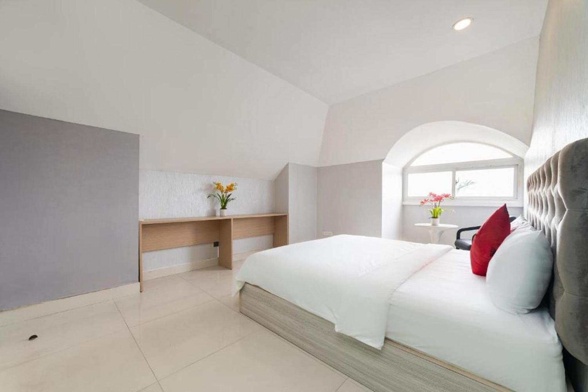 Hotel Collection O Sunshine Garden - Near Secc Ho Chi Minh City