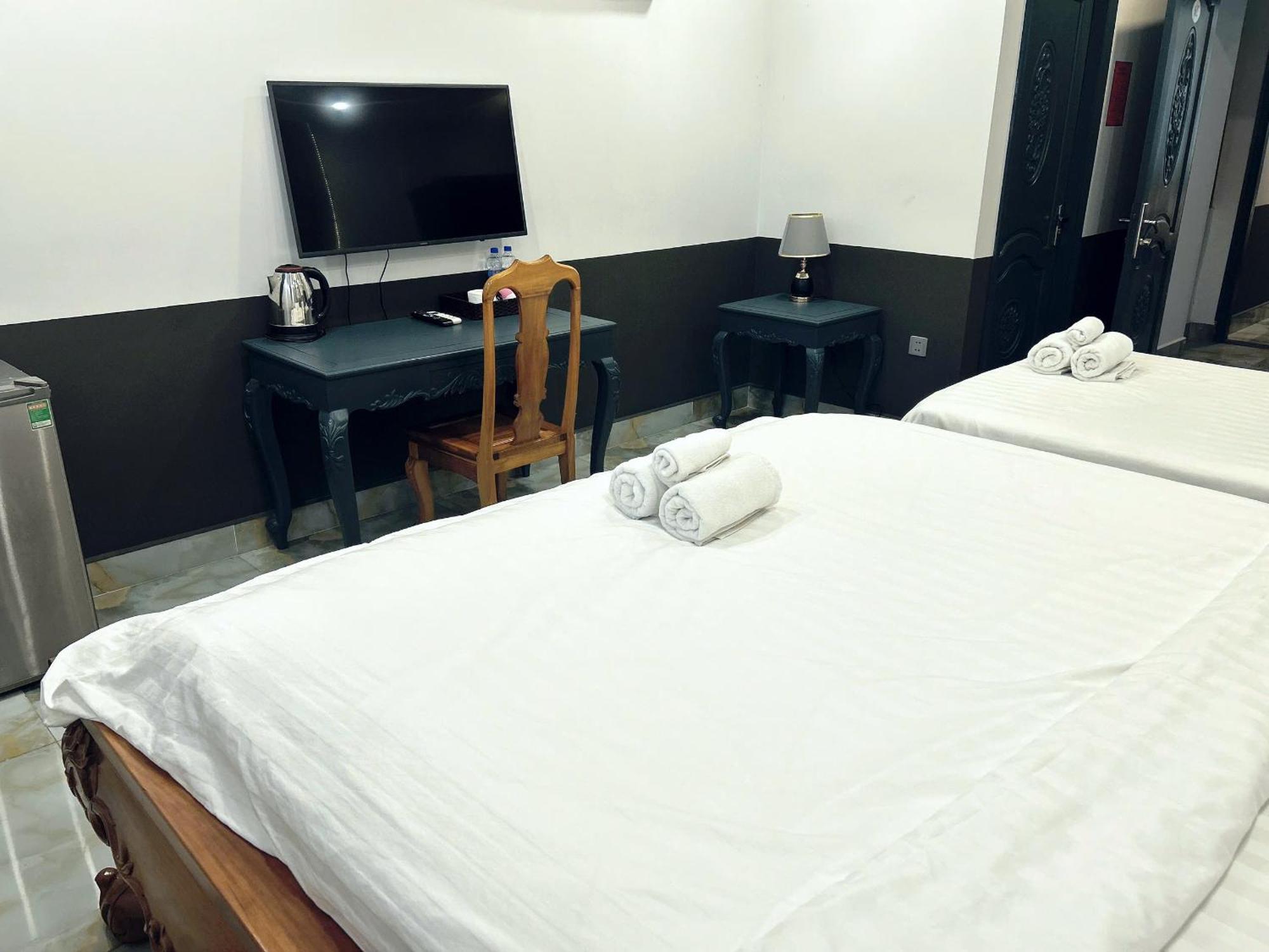 Galang Khách sạn 3*
