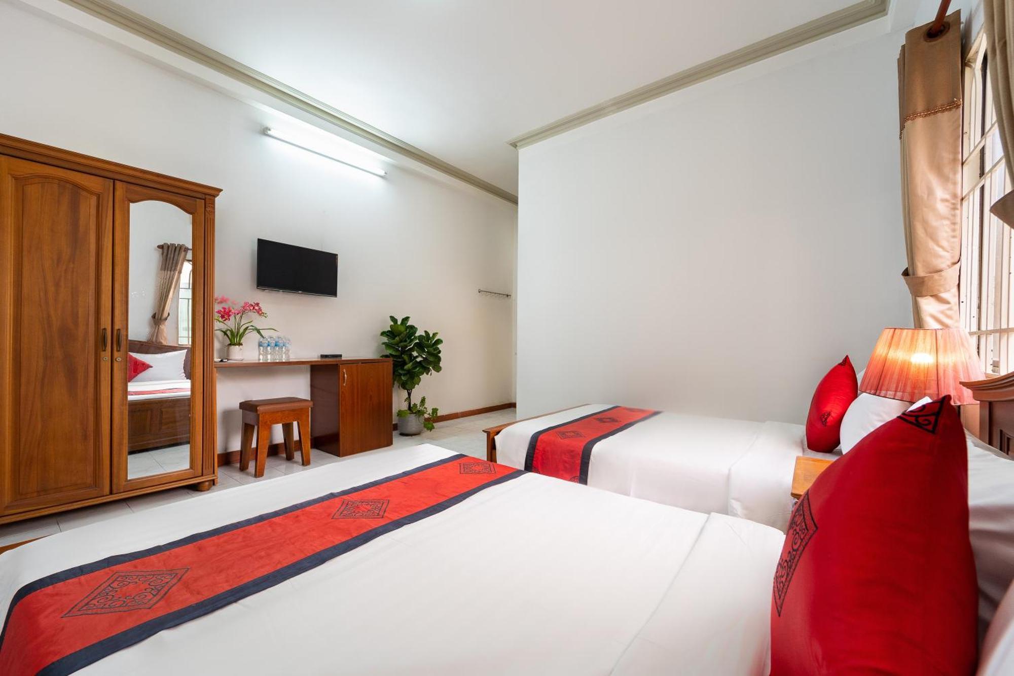 Hotel Collection O Madam Cuc